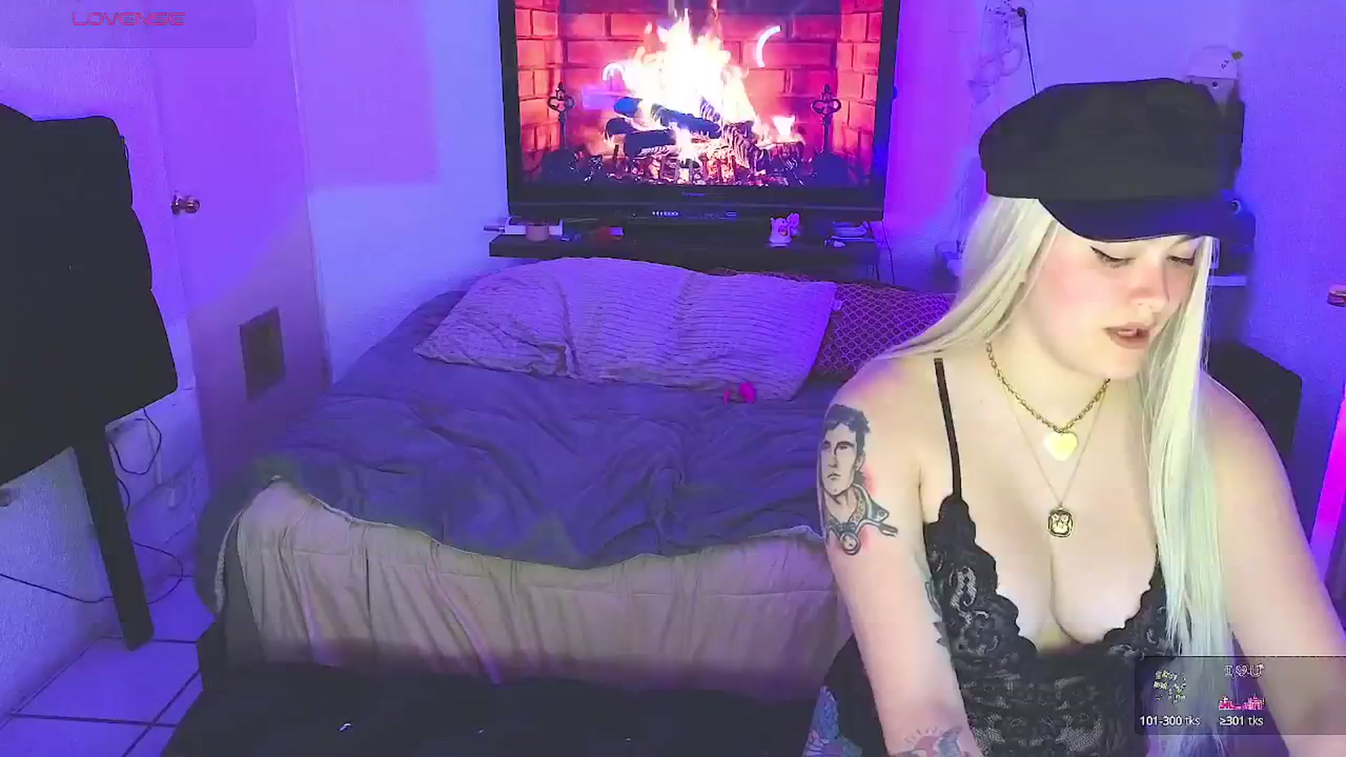 Gallery image thumbnail from cherrybaby's myfreecams stream on, 02/24/2025, 07:15 image 10 of 20