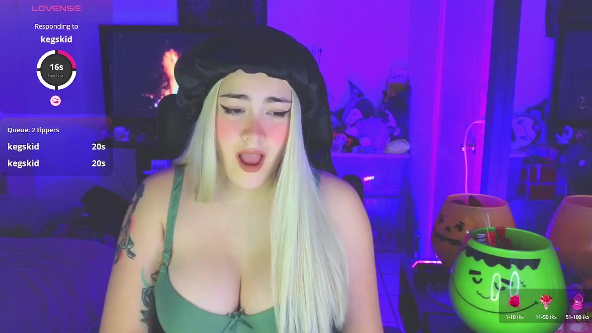 Gallery image thumbnail from cherrybaby's myfreecams stream on, 05/28/2025, 23:17 image 1 of 20