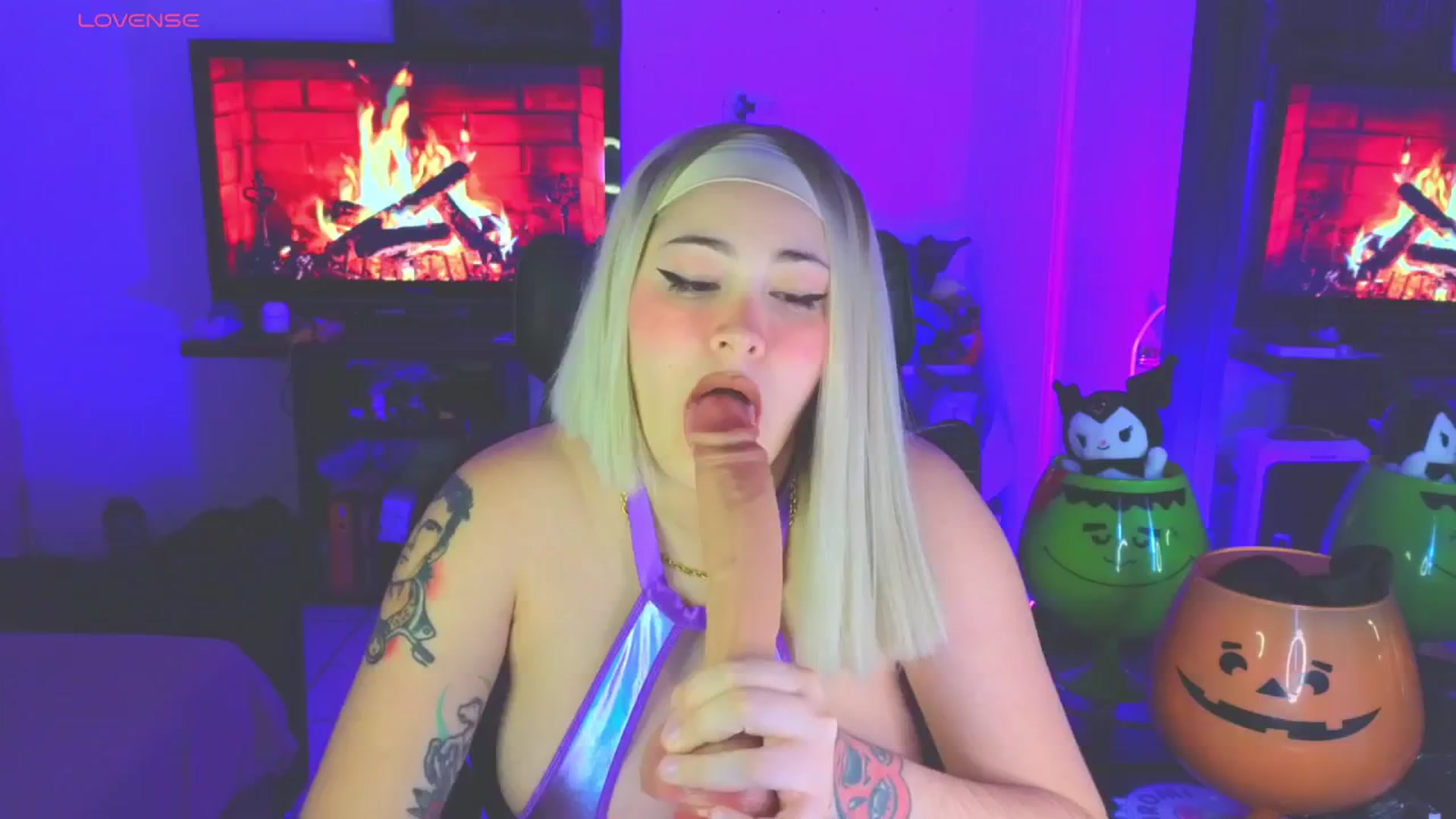 Gallery image thumbnail from cherrybaby's myfreecams stream on, 09/13/2025, 21:27 image 18 of 20