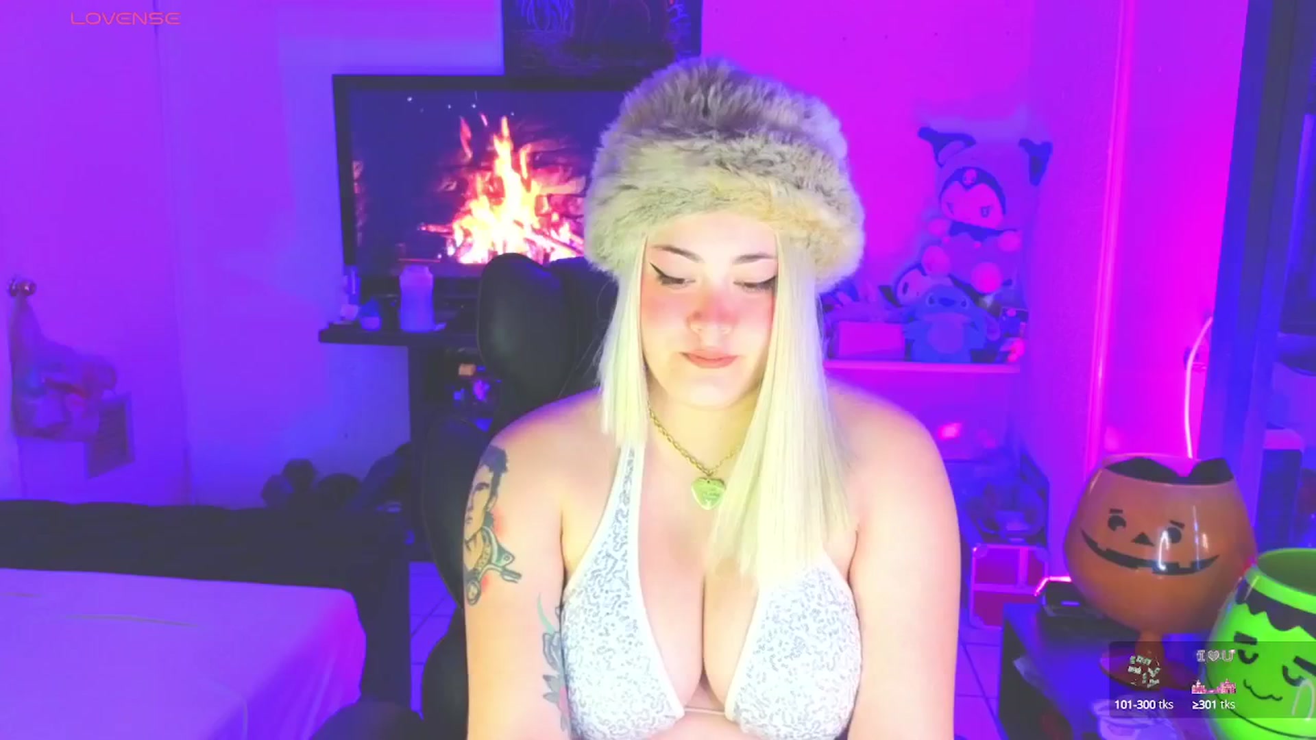 Gallery image thumbnail from cherrybaby's myfreecams stream on, 09/20/2025, 20:29 image 4 of 20