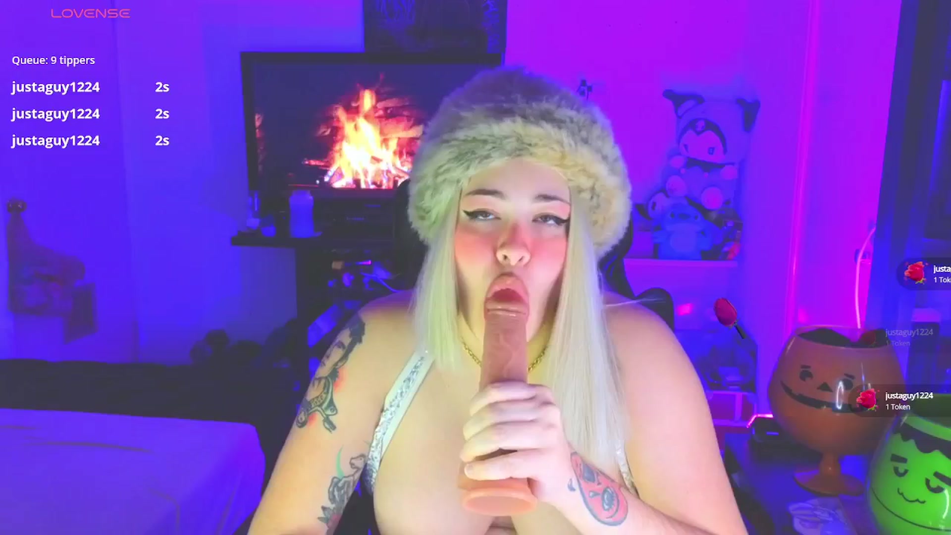 Gallery image thumbnail from cherrybaby's myfreecams stream on, 09/20/2025, 21:19 image 7 of 20