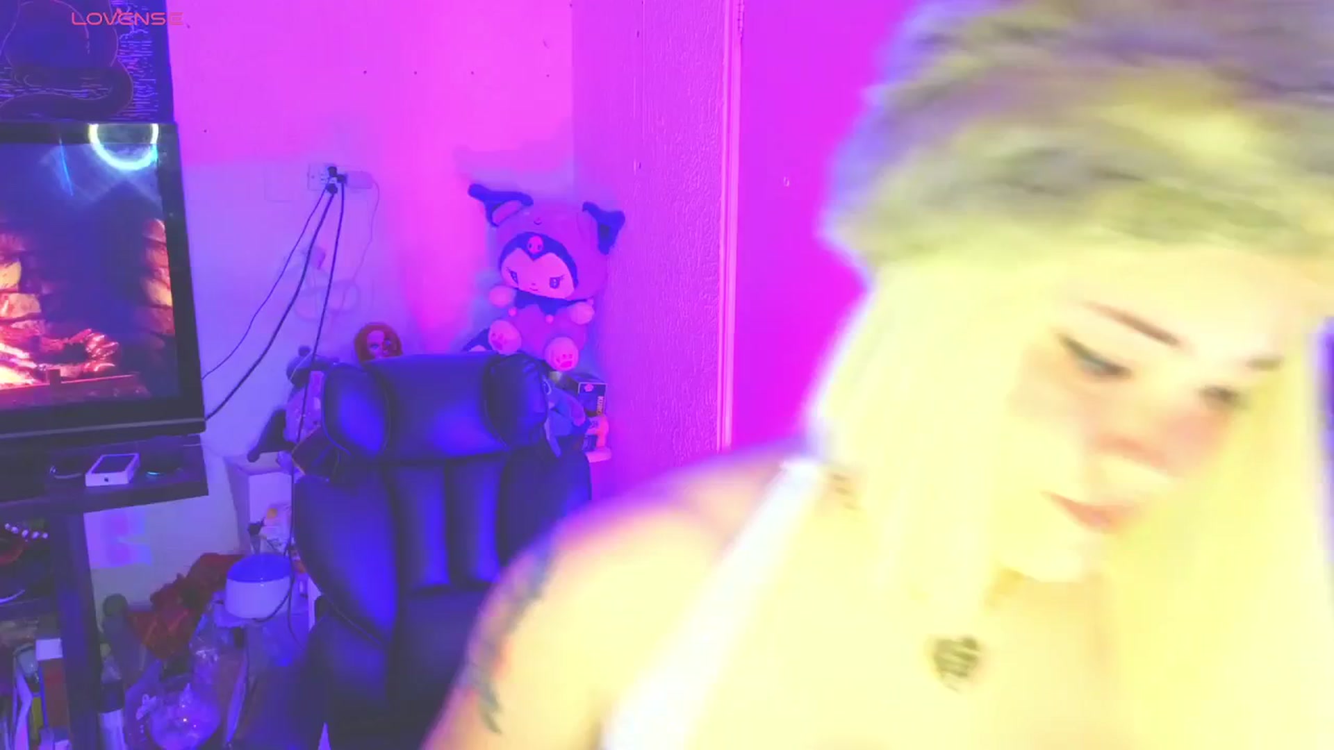 Gallery image thumbnail from cherrybaby's myfreecams stream on, 09/20/2025, 22:37 image 10 of 20
