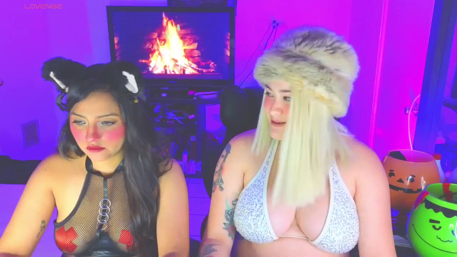 Gallery image thumbnail from cherrybaby's myfreecams stream on, 09/29/2025, 01:15 image 5 of 20