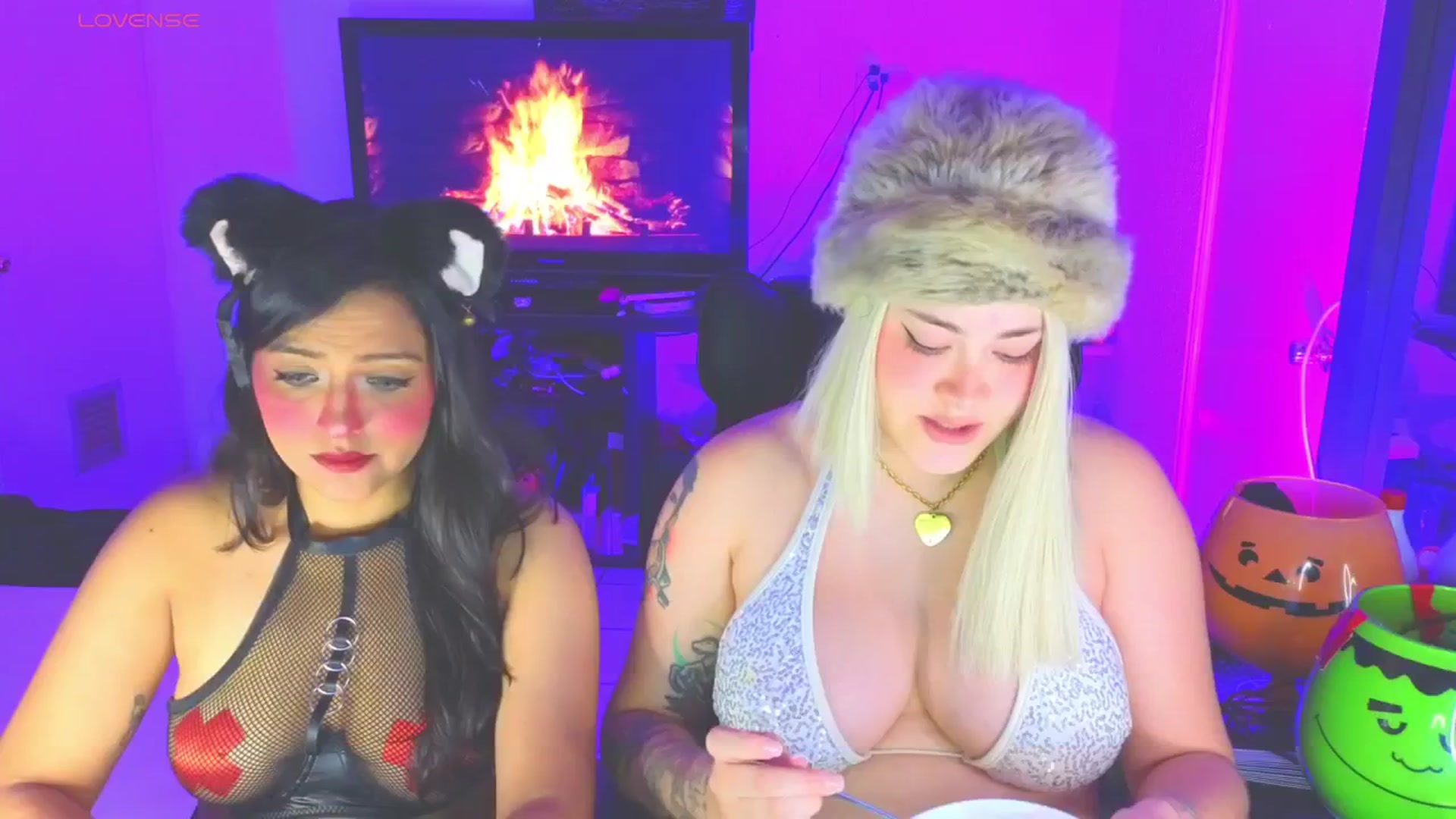 Gallery image thumbnail from cherrybaby's myfreecams stream on, 09/29/2025, 01:15 image 16 of 20