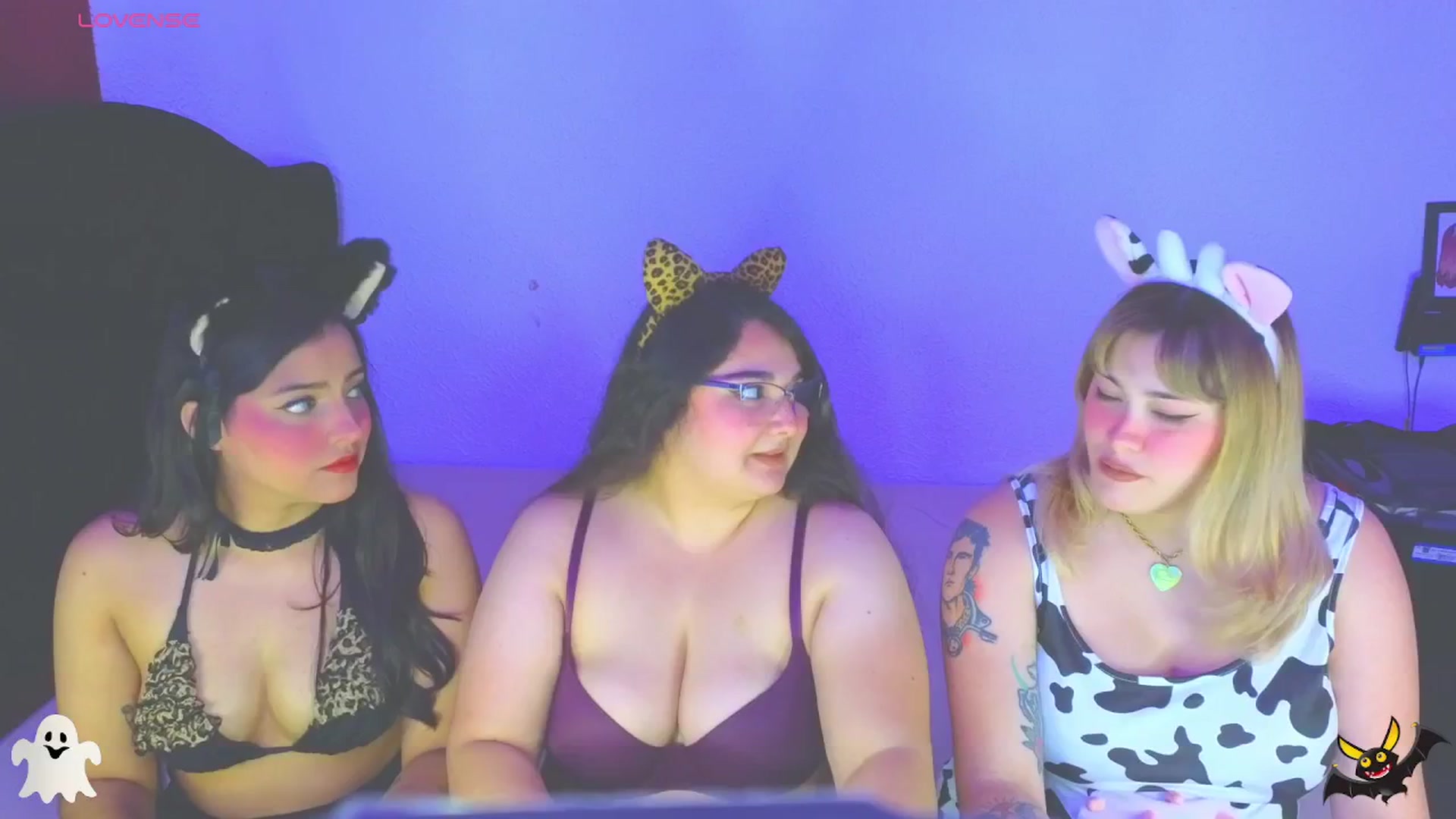 Gallery image thumbnail from cherrybaby's myfreecams stream on, 10/27/2025, 19:08 image 18 of 20