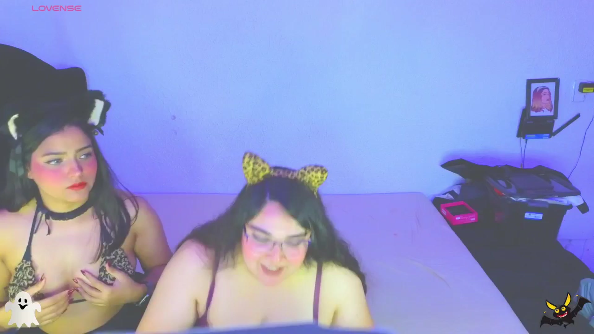 Gallery image thumbnail from cherrybaby's myfreecams stream on, 10/27/2025, 19:08 image 16 of 20