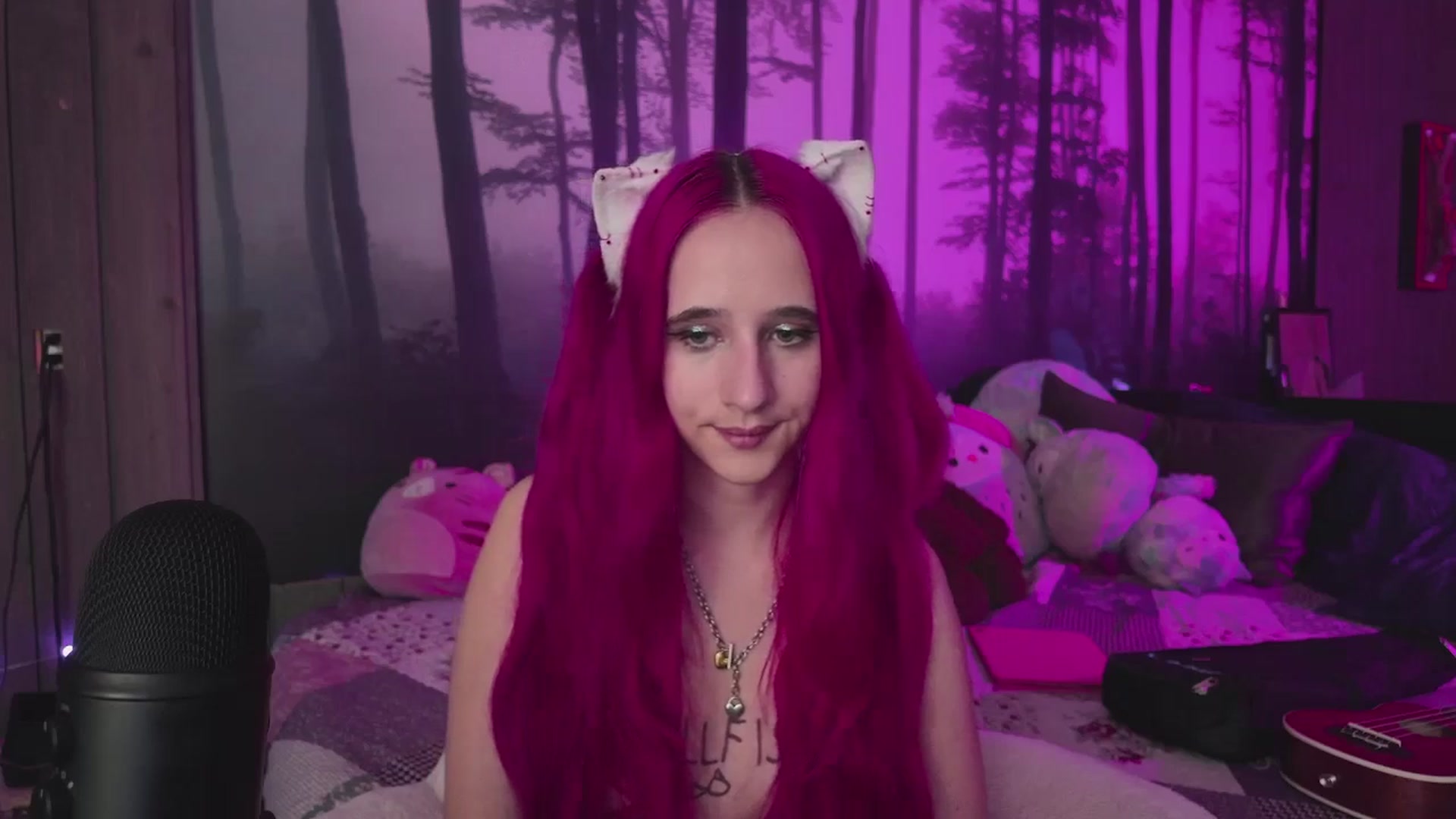 Gallery image thumbnail from cherrygurl's myfreecams stream on, 12/12/2025, 06:34 image 16 of 20
