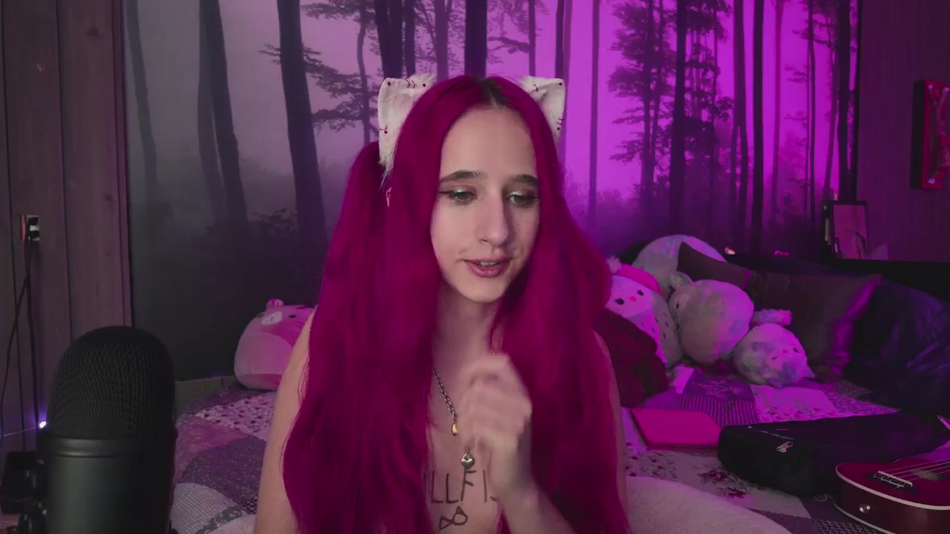 Gallery image thumbnail from cherrygurl's myfreecams stream on, 12/12/2025, 06:34 image 10 of 20