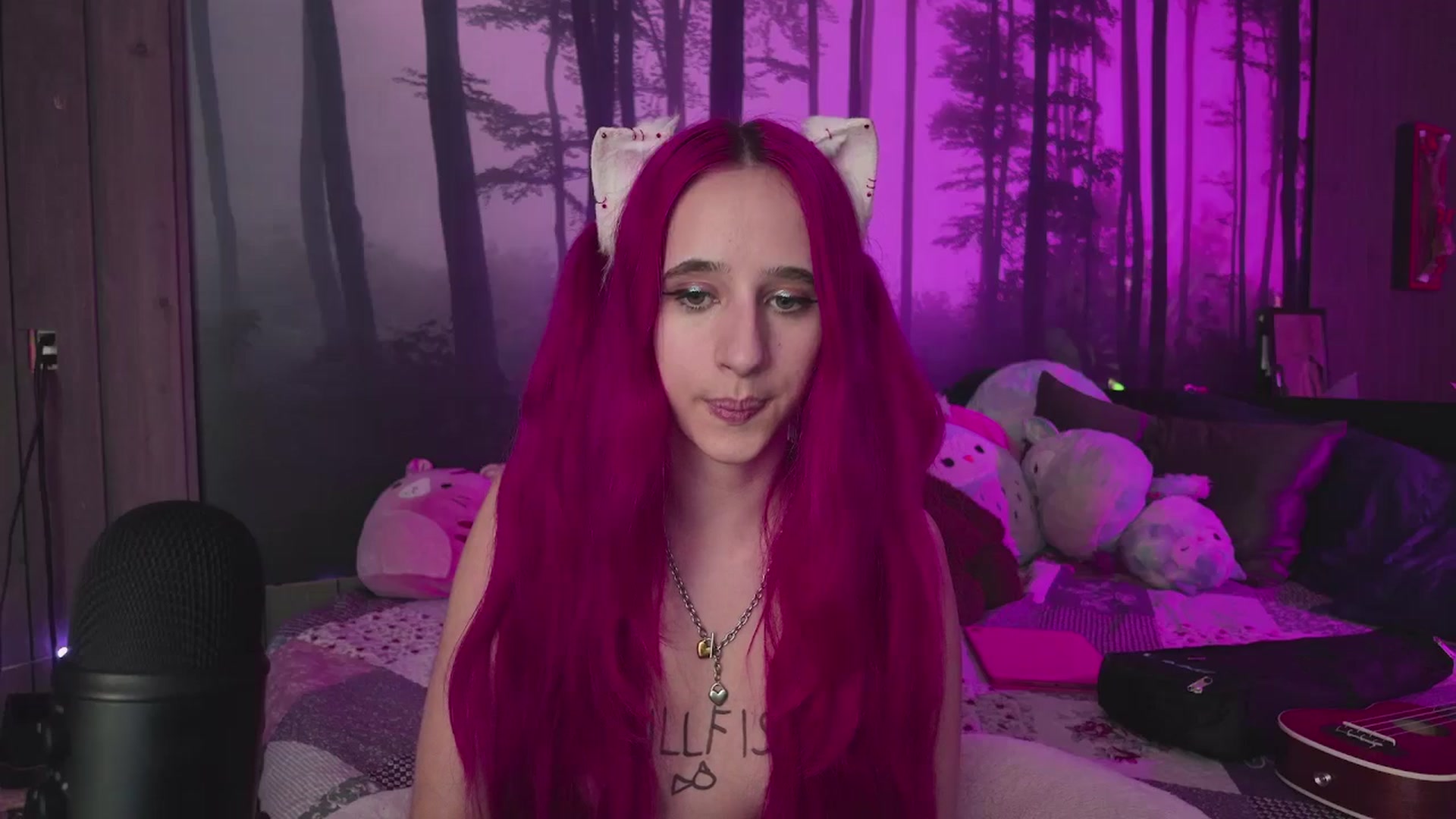 Gallery image thumbnail from cherrygurl's myfreecams stream on, 12/12/2025, 06:34 image 7 of 20
