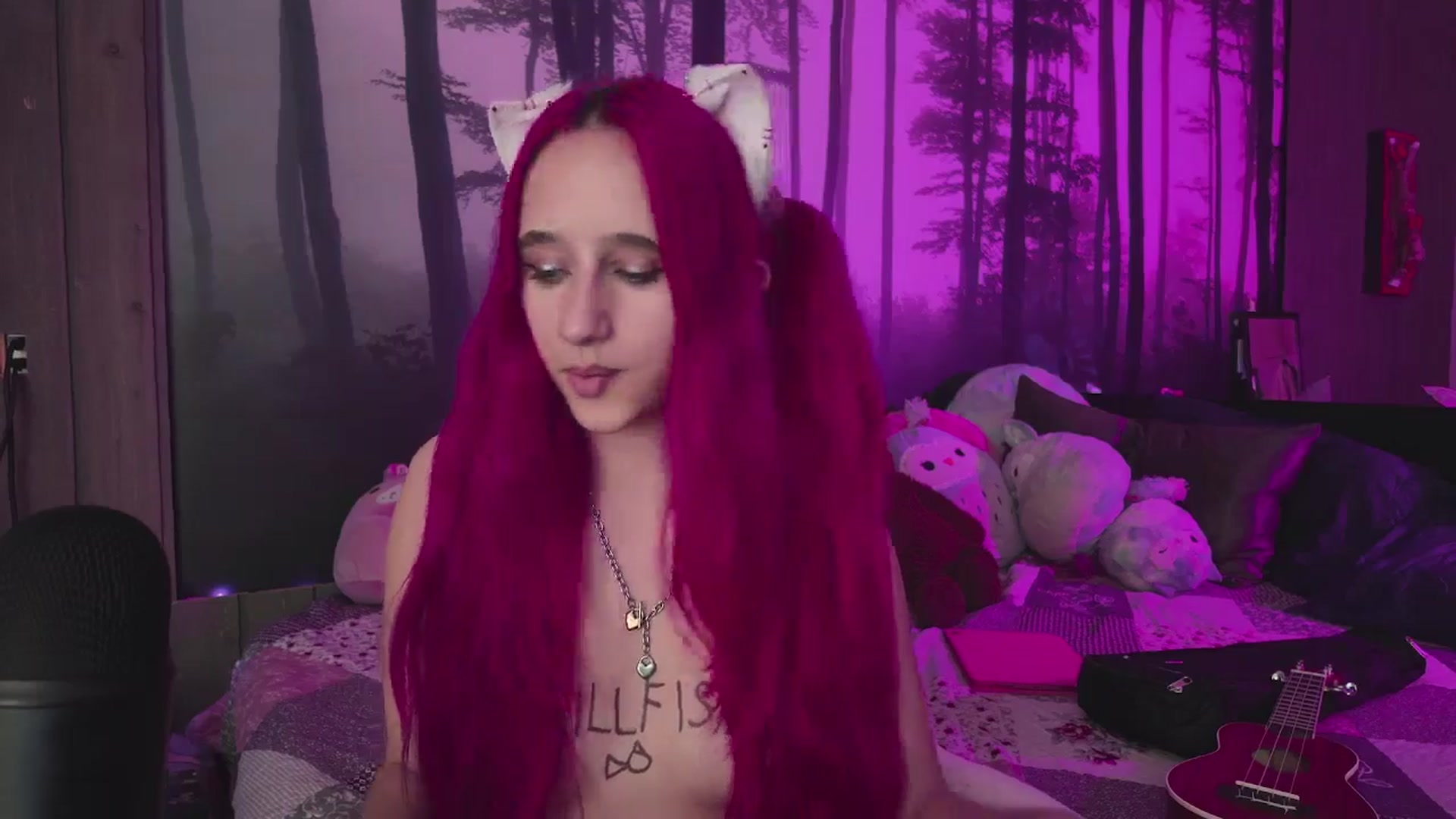 Gallery image thumbnail from cherrygurl's myfreecams stream on, 12/12/2025, 06:34 image 2 of 20