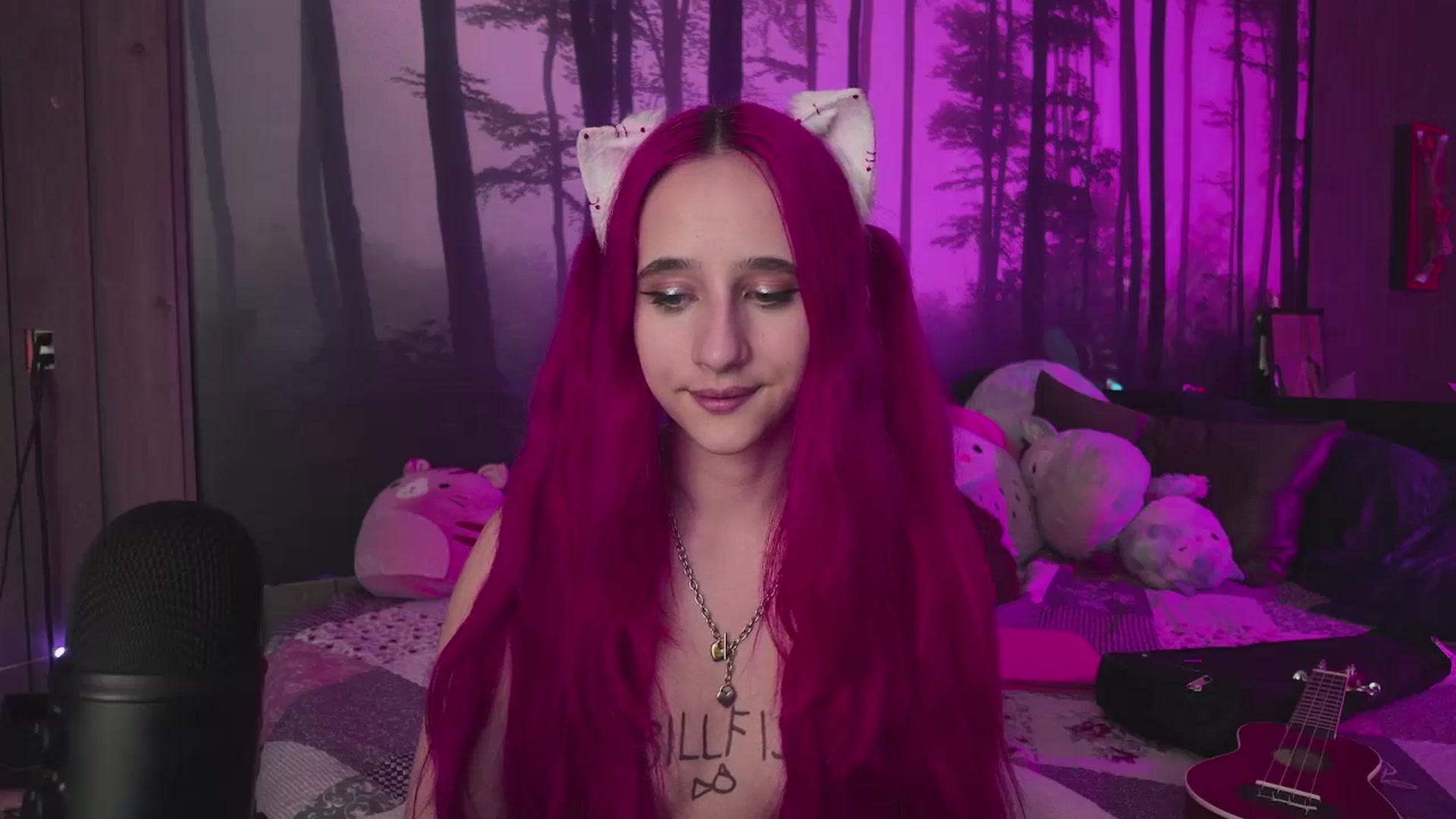 Gallery image thumbnail from cherrygurl's myfreecams stream on, 12/12/2025, 06:34 image 4 of 20