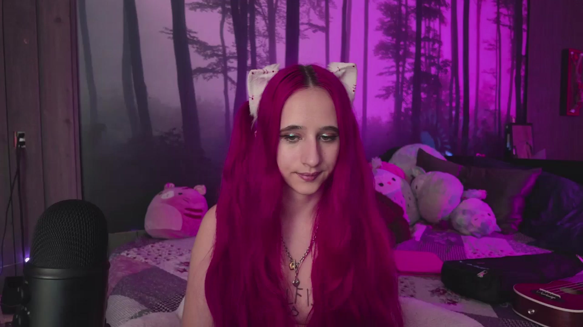 Gallery image thumbnail from cherrygurl's myfreecams stream on, 12/12/2025, 07:22 image 1 of 20