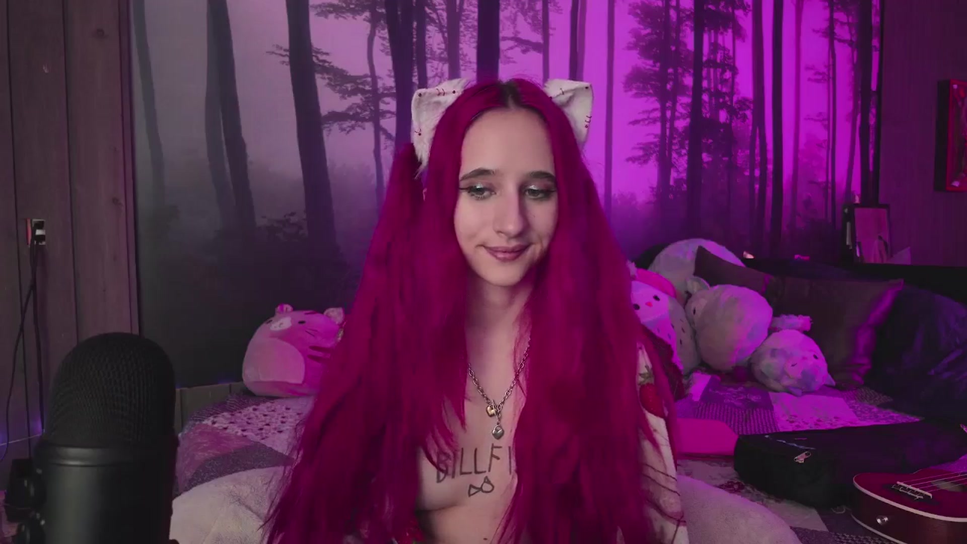 Gallery image thumbnail from cherrygurl's myfreecams stream on, 12/12/2025, 07:22 image 3 of 20