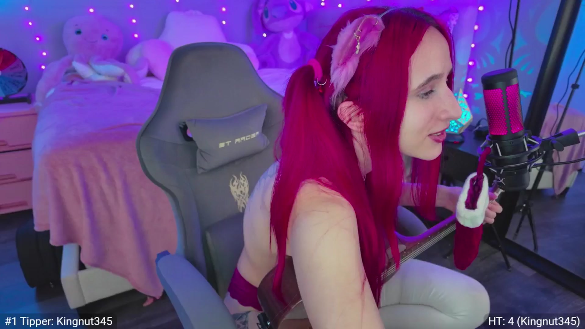 Gallery image thumbnail from cherrygurl's myfreecams stream on, 12/20/2025, 06:46 image 1 of 20