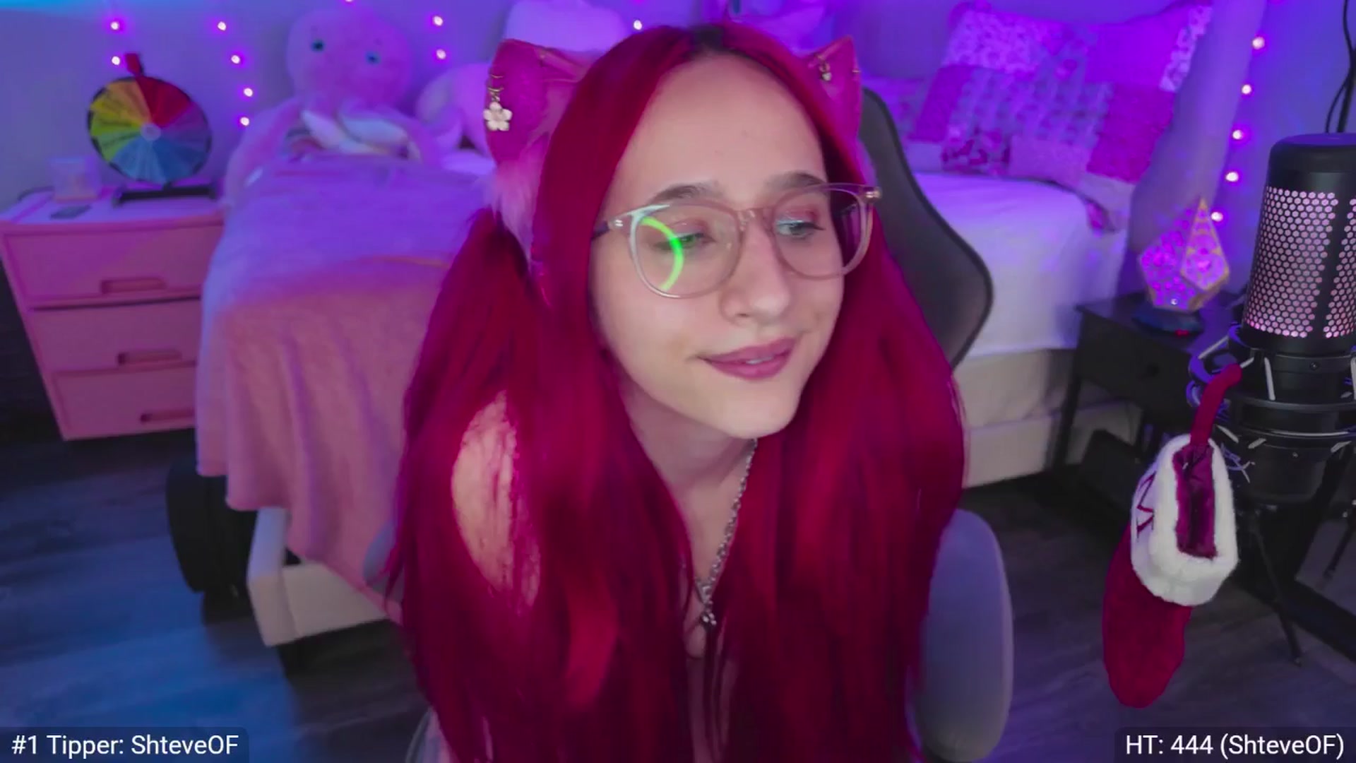 Gallery image thumbnail from cherrygurl's myfreecams stream on, 12/20/2025, 08:12 image 17 of 20
