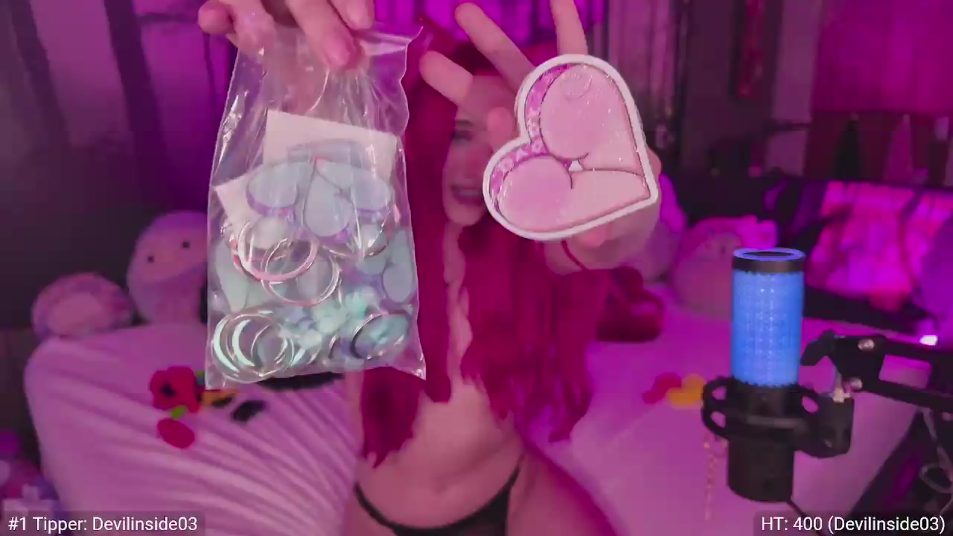 Gallery image thumbnail from cherrygurl's myfreecams stream on, 06/20/2026, 04:56 image 15 of 20
