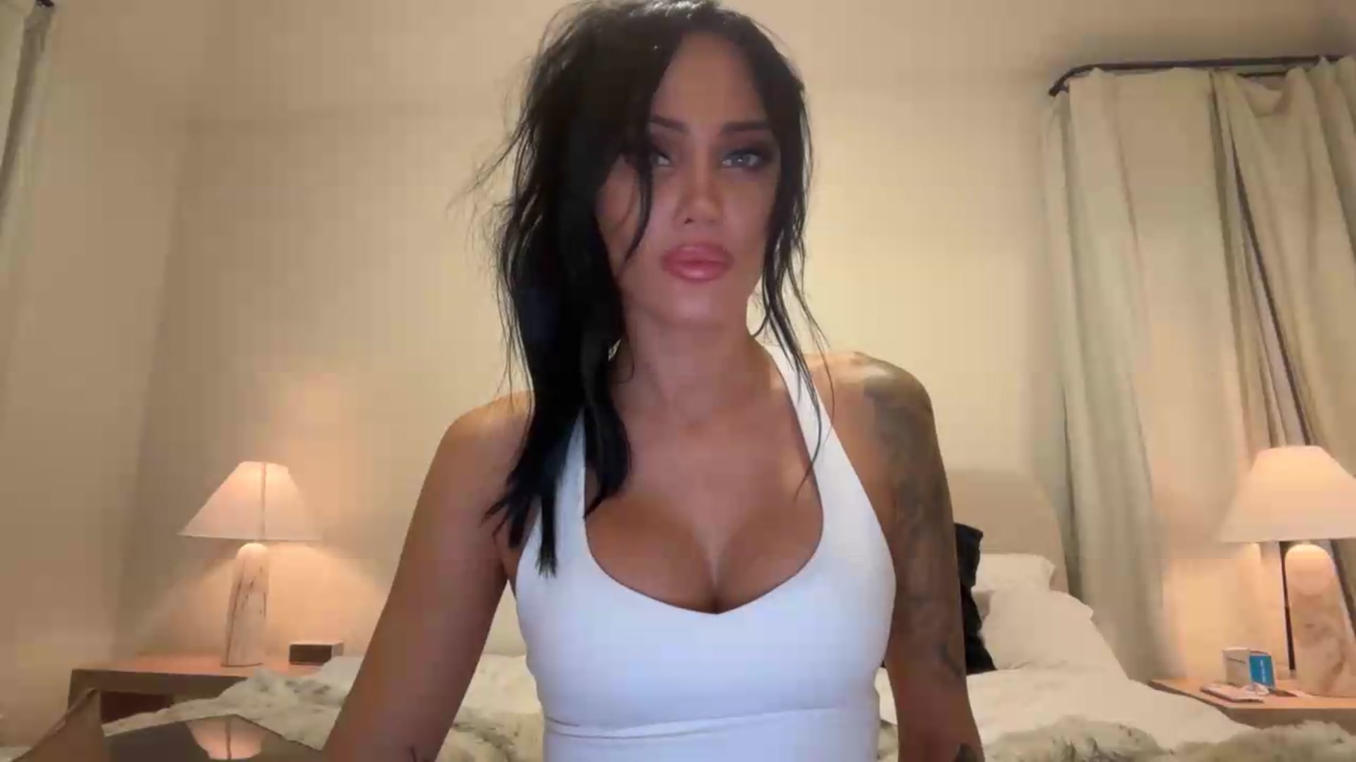 Gallery image thumbnail from cherrysoda's myfreecams stream on, 05/30/2026, 05:24 image 3 of 20