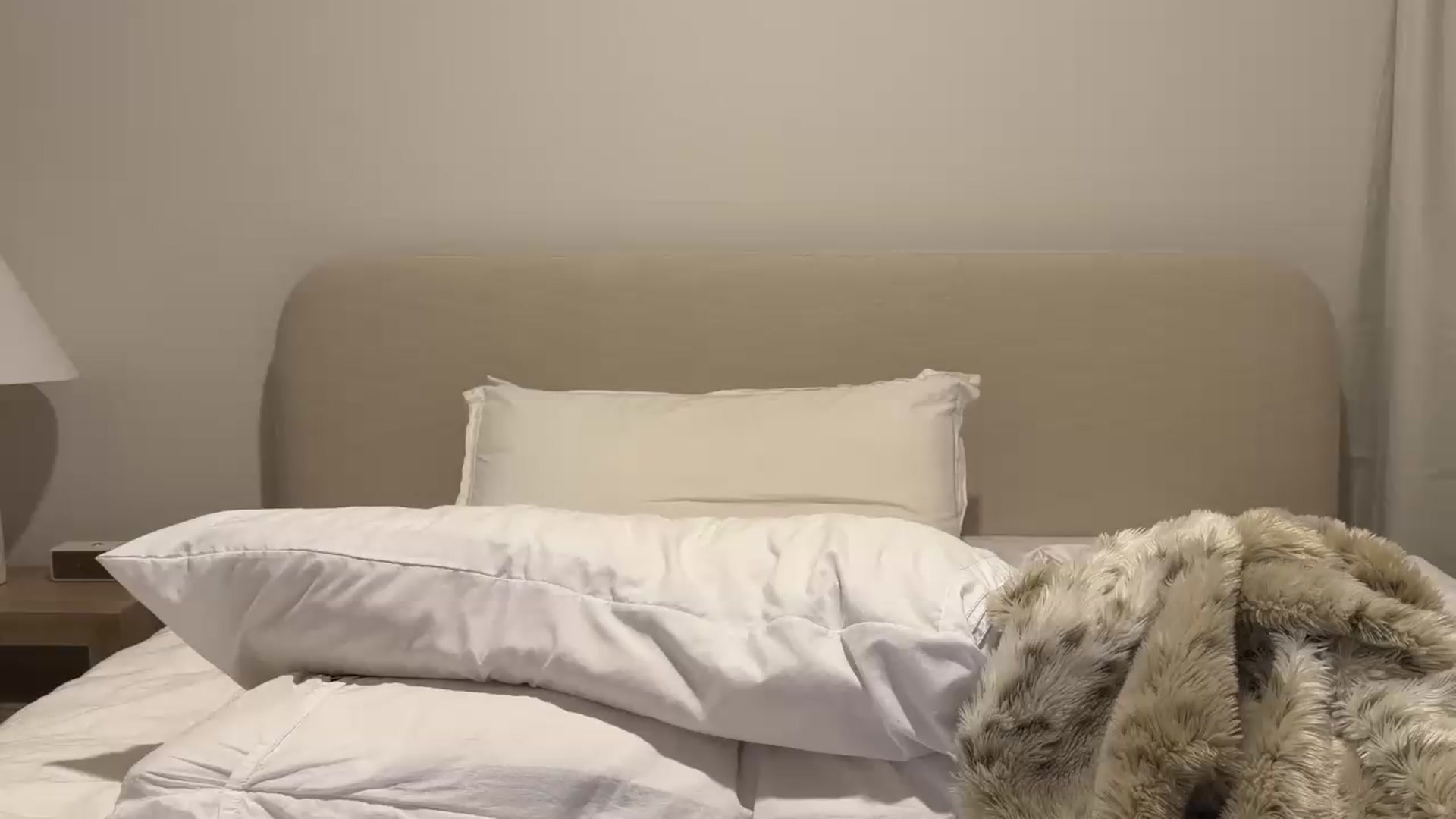 Gallery image thumbnail from cherrysoda's myfreecams stream on, 06/06/2026, 03:44 image 15 of 20