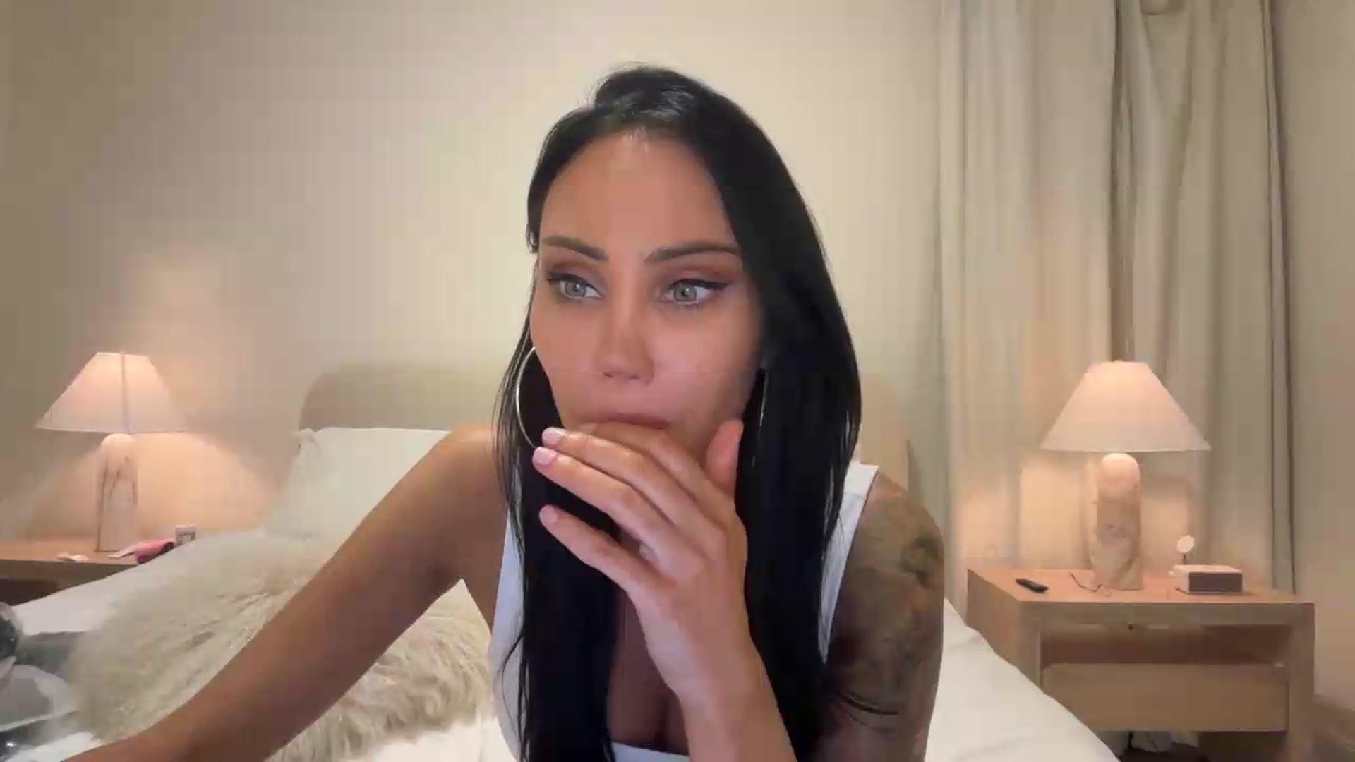 Gallery image thumbnail from cherrysoda's myfreecams stream on, 06/20/2026, 05:21 image 4 of 20