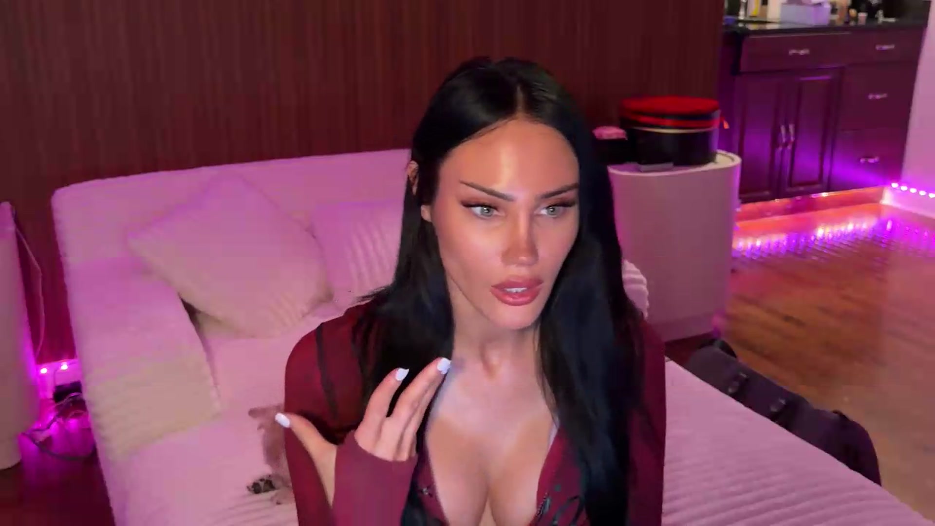 Gallery image thumbnail from cherrysoda's myfreecams stream on, 07/11/2026, 04:18 image 12 of 20