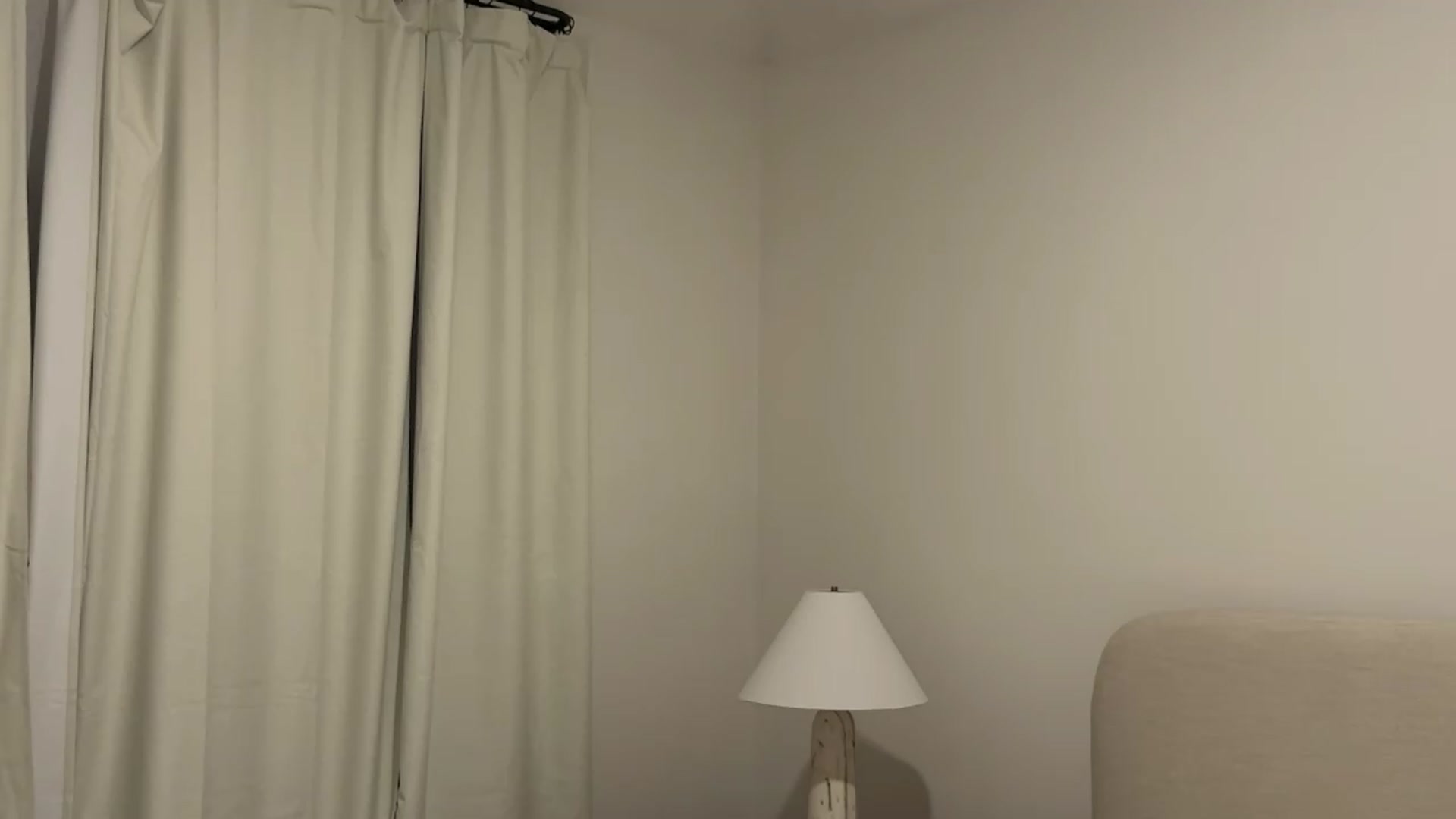 Gallery image thumbnail from cherrysoda's myfreecams stream on, 09/03/2026, 01:33 image 14 of 20