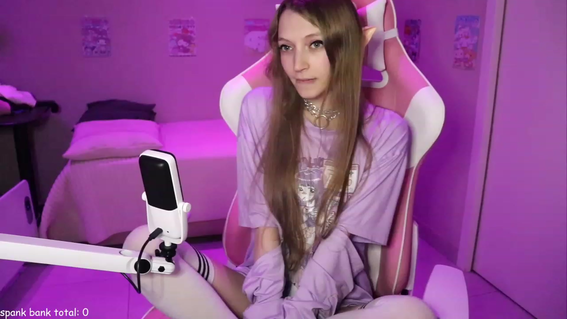 Gallery image thumbnail from chiidrae's myfreecams stream on, 01/26/2024, 23:46 image 4 of 20