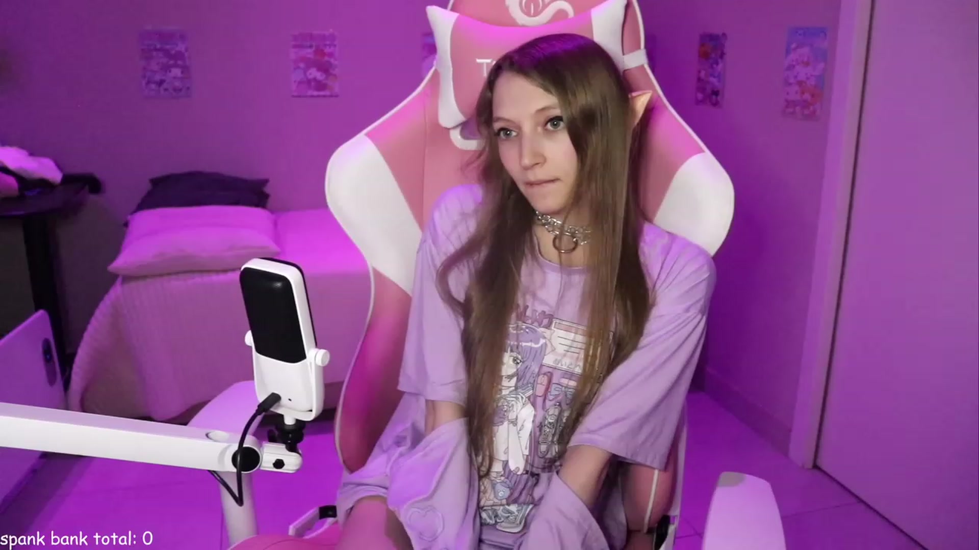 Gallery image thumbnail from chiidrae's myfreecams stream on, 01/26/2024, 23:46 image 3 of 20