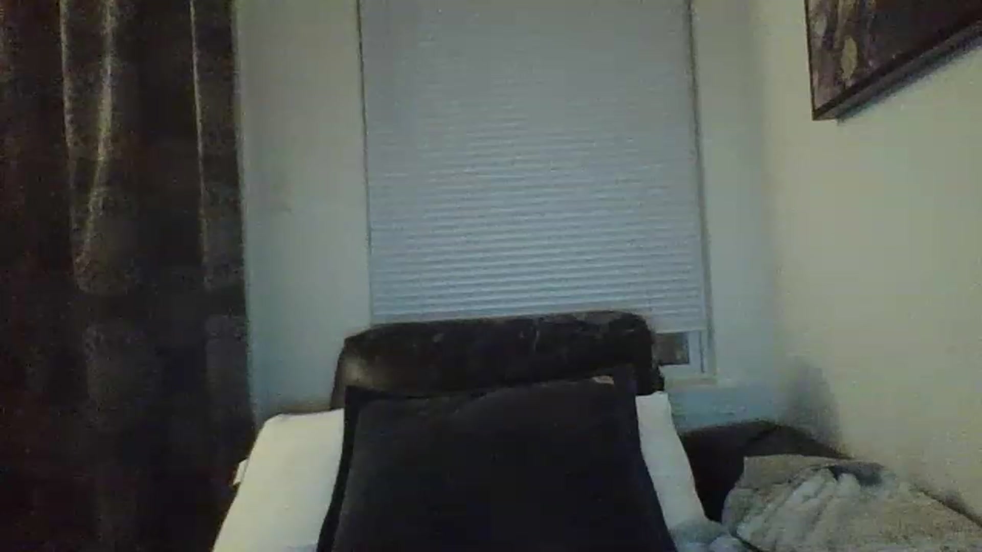 Gallery image thumbnail from chloe1998's myfreecams stream on, 01/28/2023, 09:45 image 3 of 20