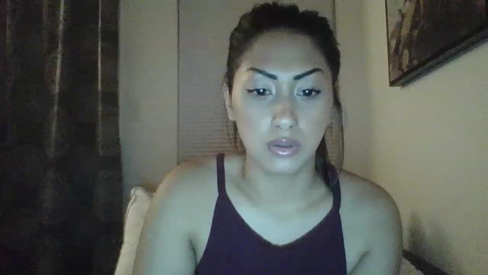 Gallery image thumbnail from chloe1998's myfreecams stream on, 01/30/2023, 06:24 image 7 of 20