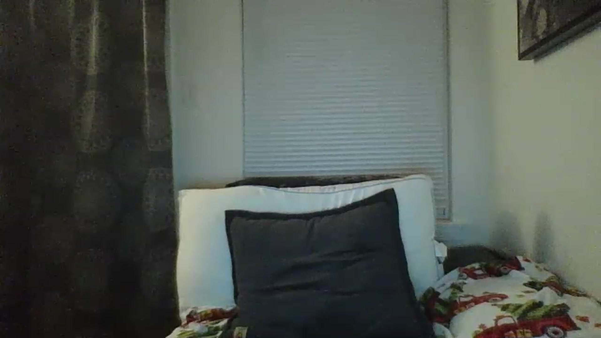 Gallery image thumbnail from chloe1998's myfreecams stream on, 01/31/2023, 09:49 image 13 of 20