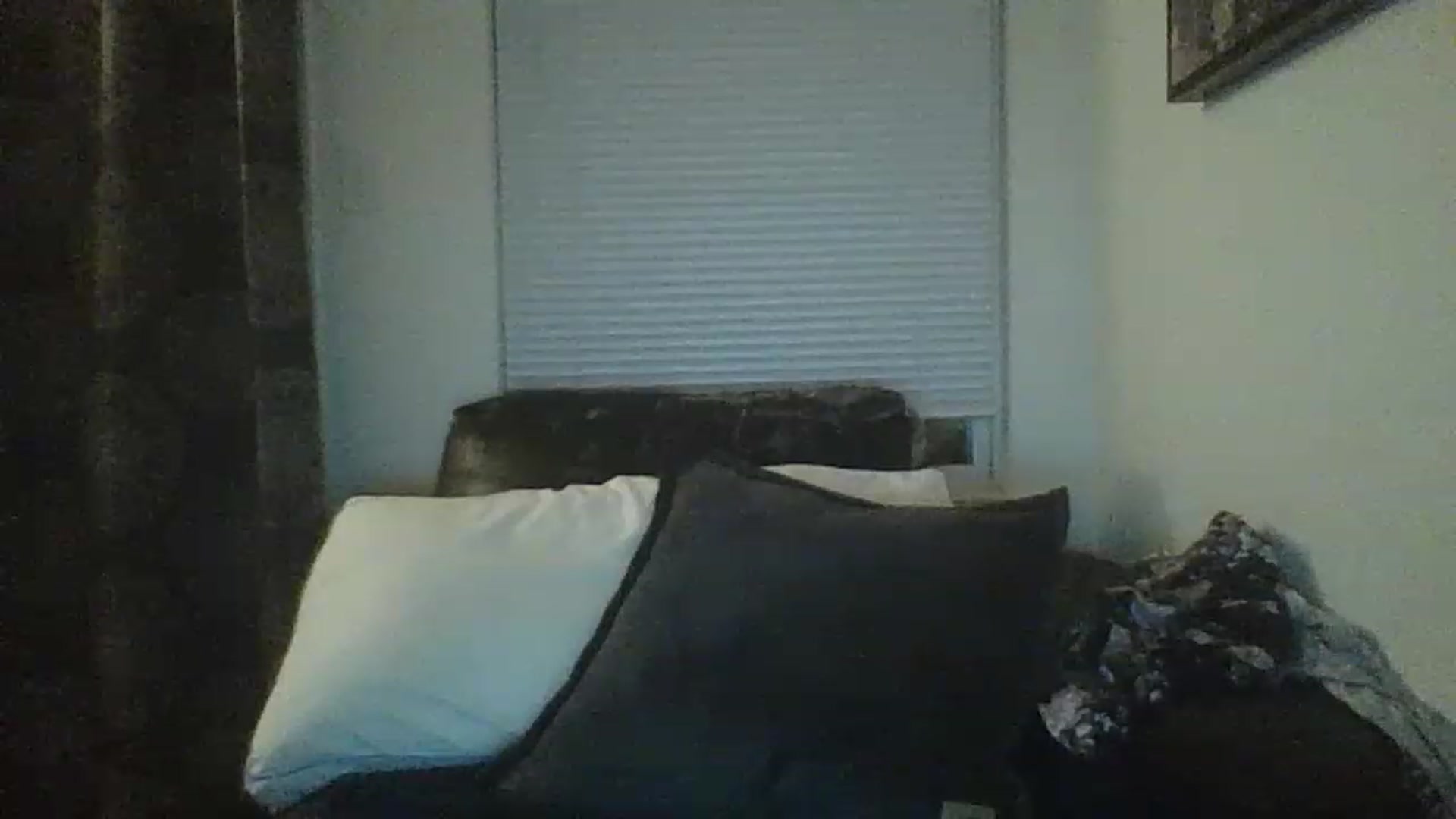 Gallery image thumbnail from chloe1998's myfreecams stream on, 02/14/2023, 07:49 image 2 of 20