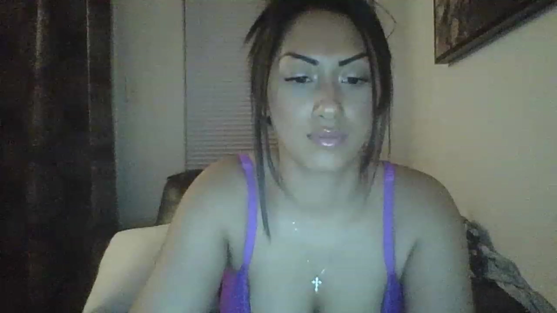 Gallery image thumbnail from chloe1998's myfreecams stream on, 02/14/2023, 08:30 image 10 of 20