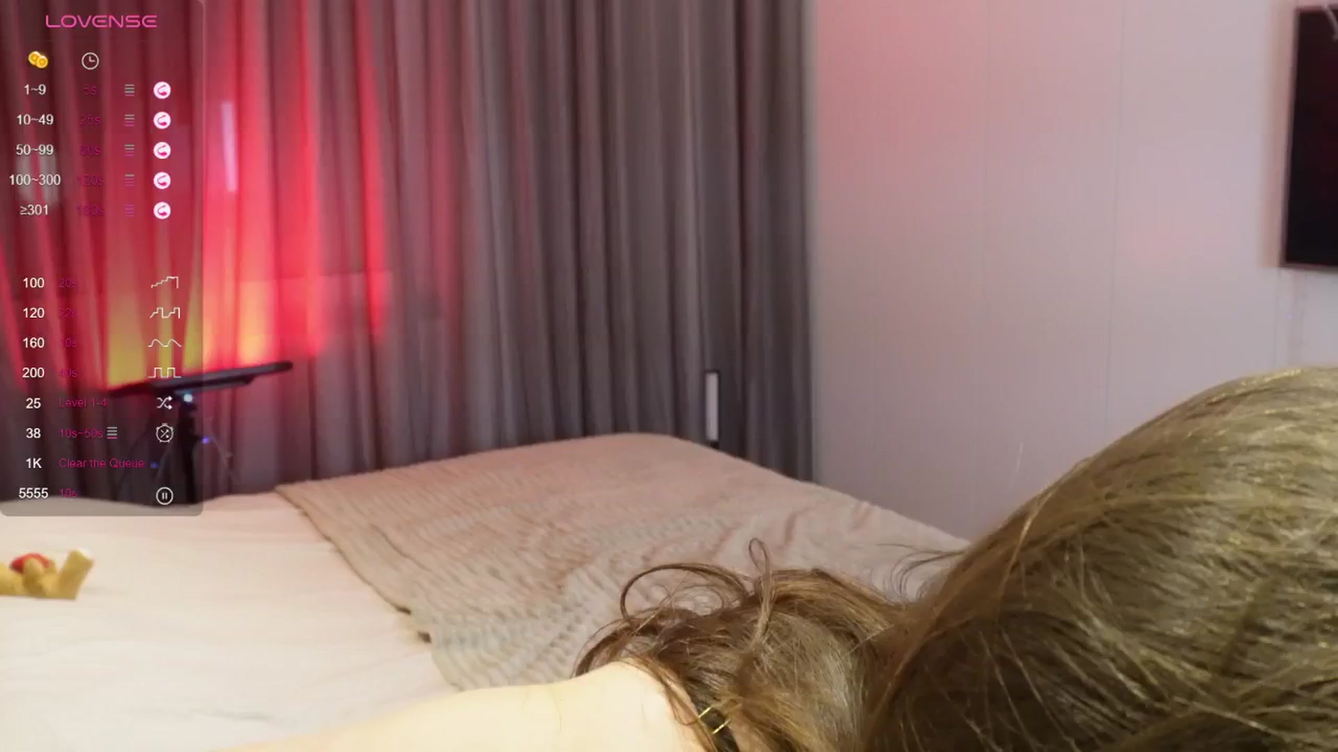 Gallery image thumbnail from chloespark's myfreecams stream on, 12/27/2025, 21:37 image 2 of 20