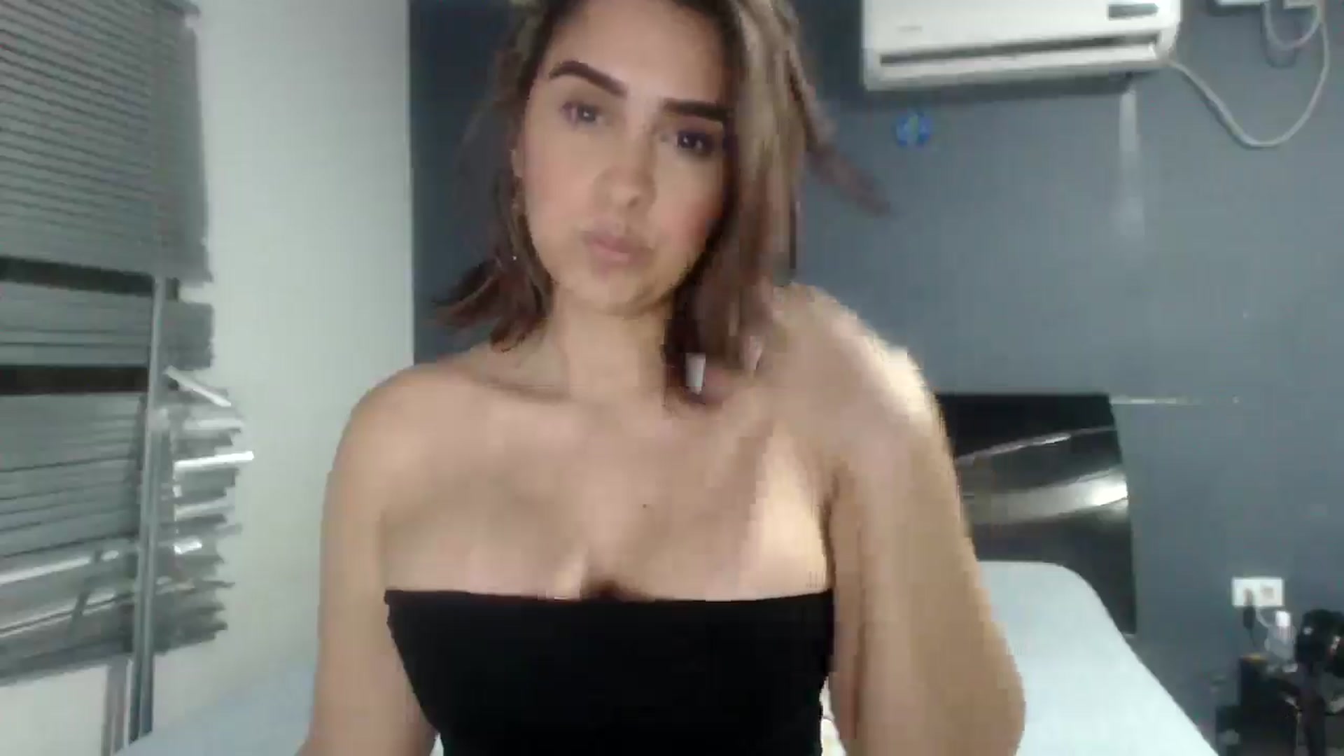 Gallery image thumbnail from chukbigtits's myfreecams stream on, 06/19/2024, 04:52 image 11 of 20