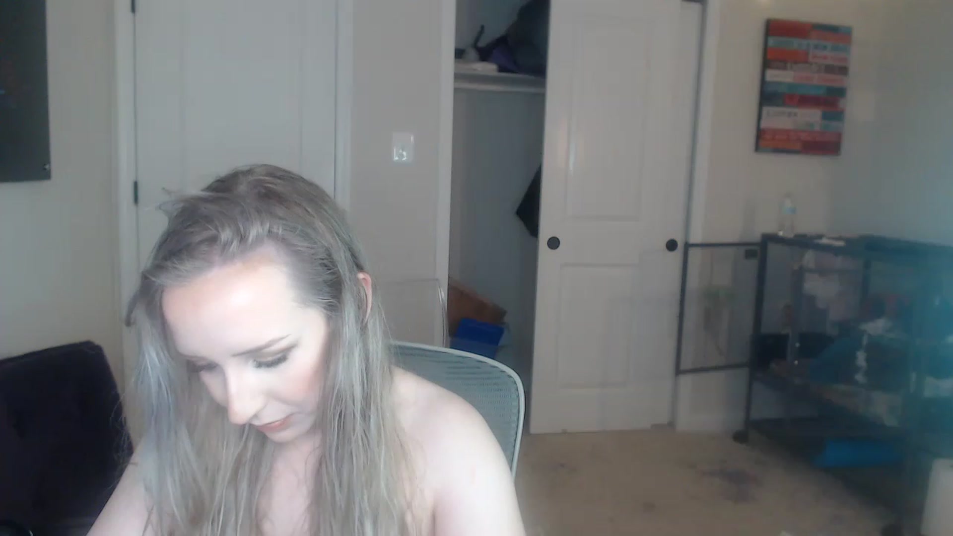 Gallery image thumbnail from ciaraquinnxxx's myfreecams stream on, 05/23/2023, 03:35 image 17 of 20