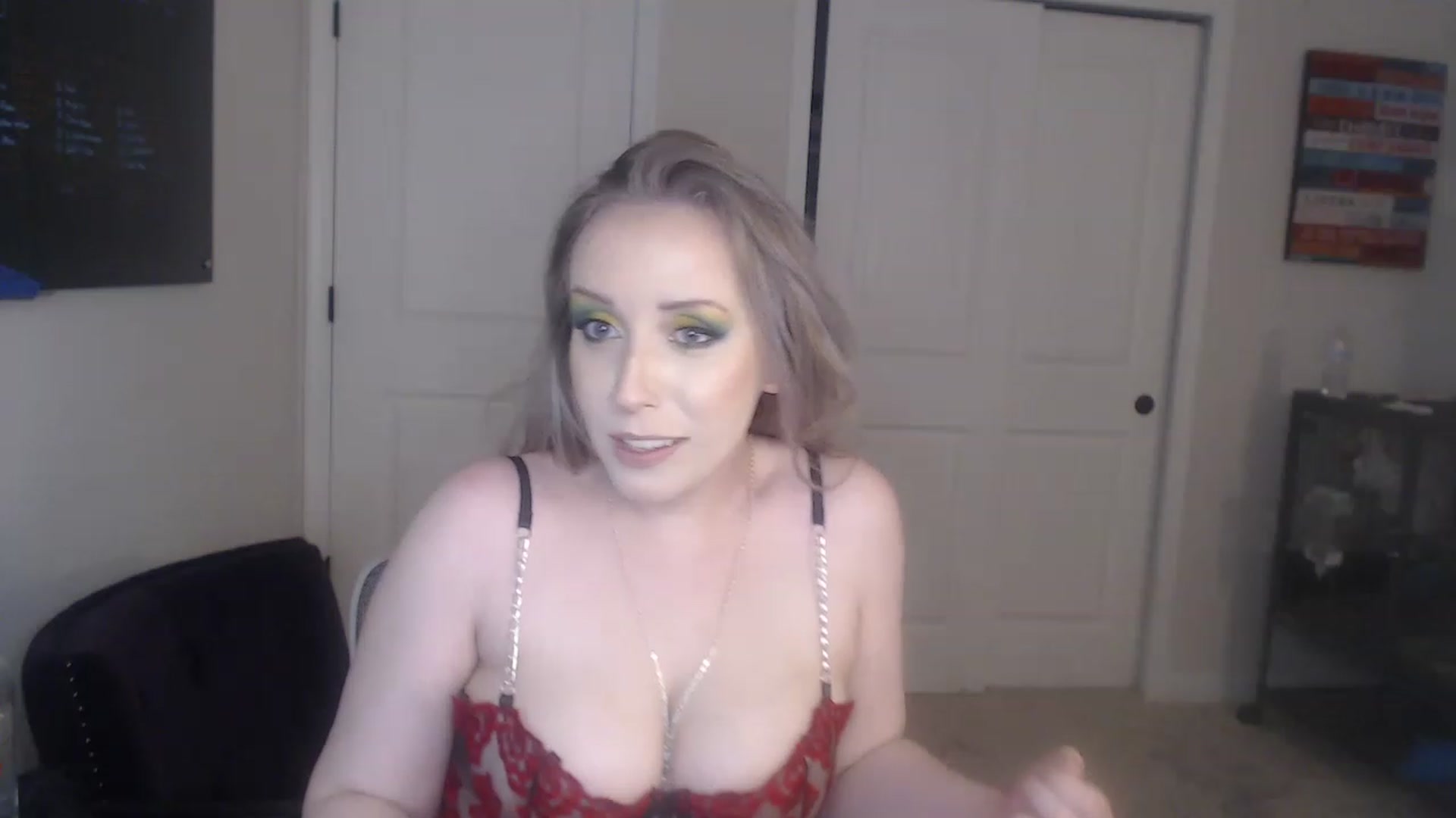 Gallery image thumbnail from ciaraquinnxxx's myfreecams stream on, 05/28/2023, 03:26 image 17 of 20