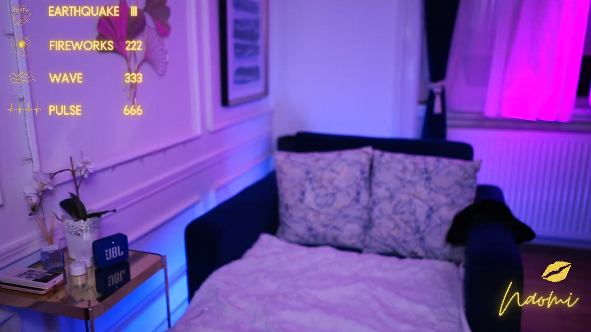 Gallery image thumbnail from cinnabellee's myfreecams stream on, 11/17/2022, 19:22 image 15 of 20
