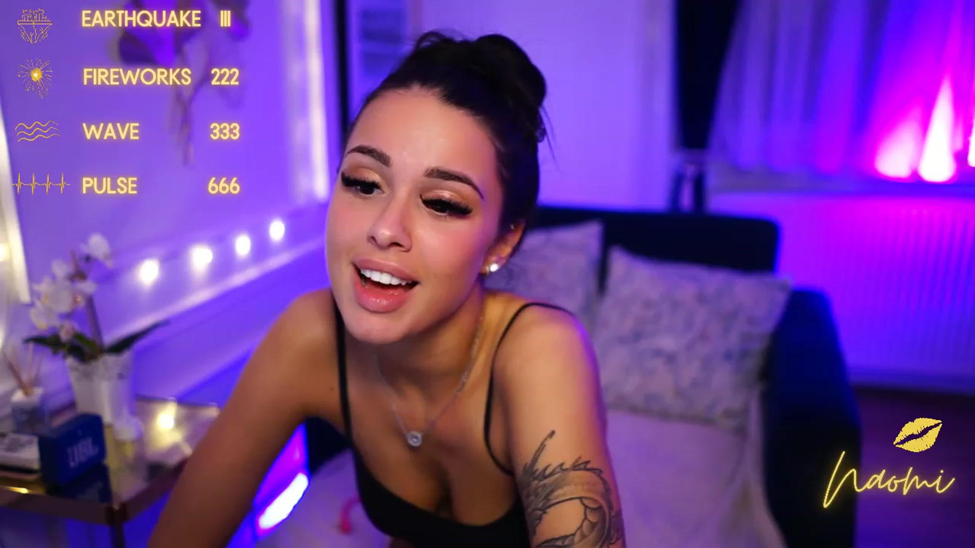 Gallery image thumbnail from cinnabellee's myfreecams stream on, 11/23/2022, 03:17 image 12 of 20