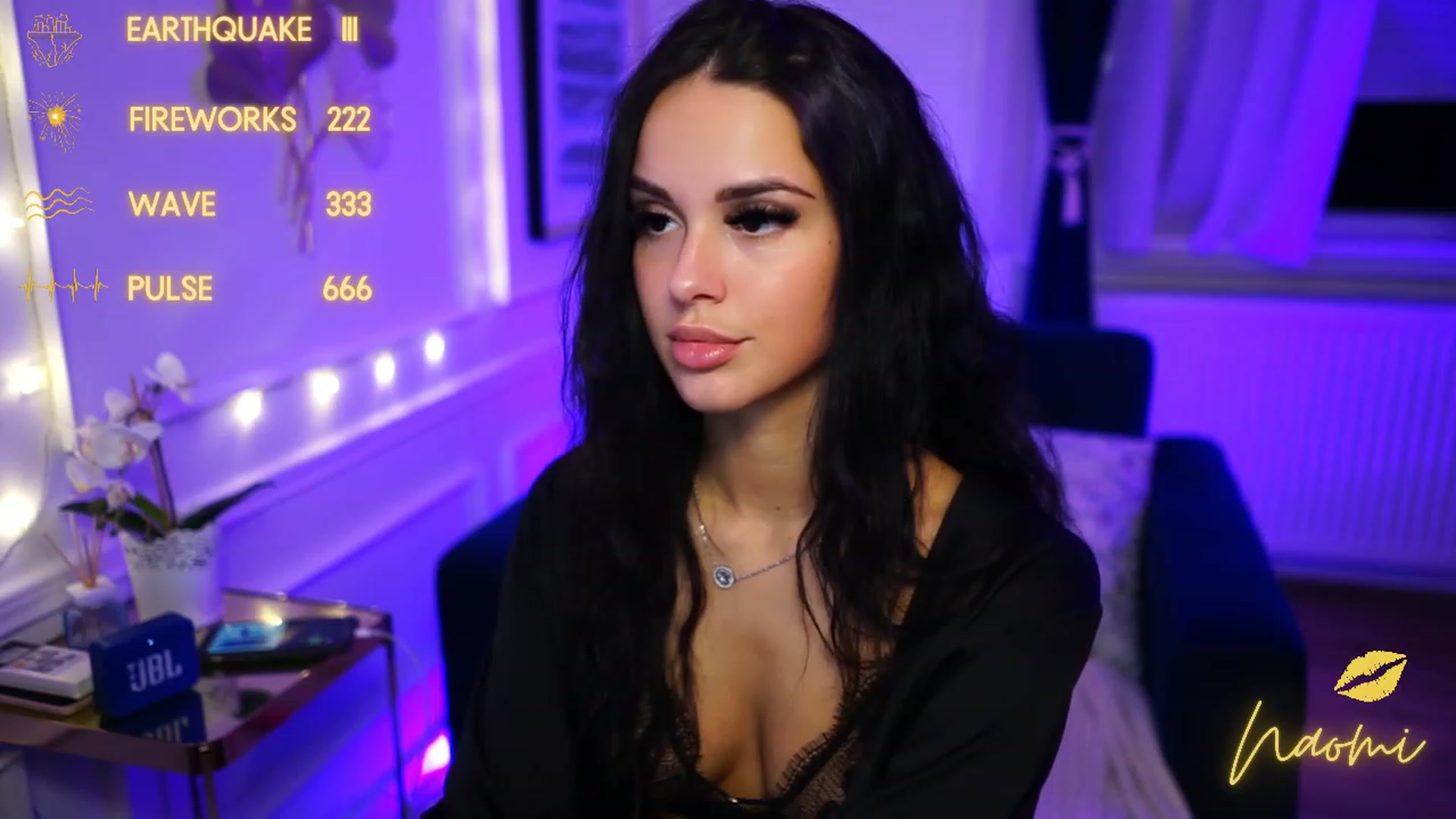 Gallery image thumbnail from cinnabellee's myfreecams stream on, 11/23/2022, 22:36 image 5 of 20