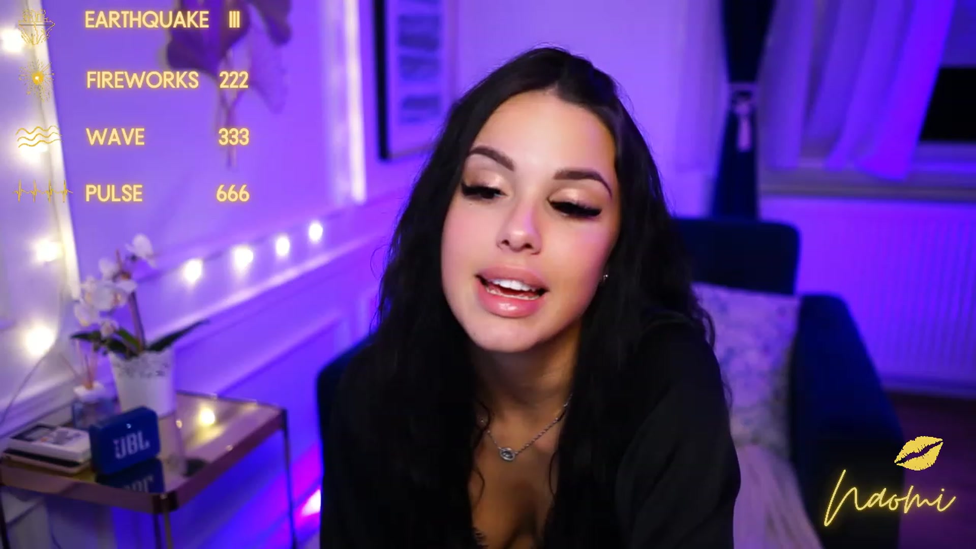 Gallery image thumbnail from cinnabellee's myfreecams stream on, 11/23/2022, 22:36 image 9 of 20