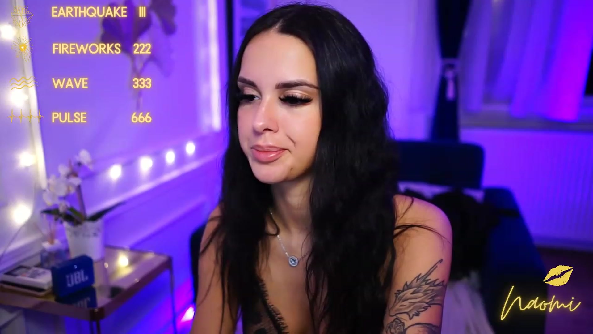 Gallery image thumbnail from cinnabellee's myfreecams stream on, 11/23/2022, 22:36 image 19 of 20