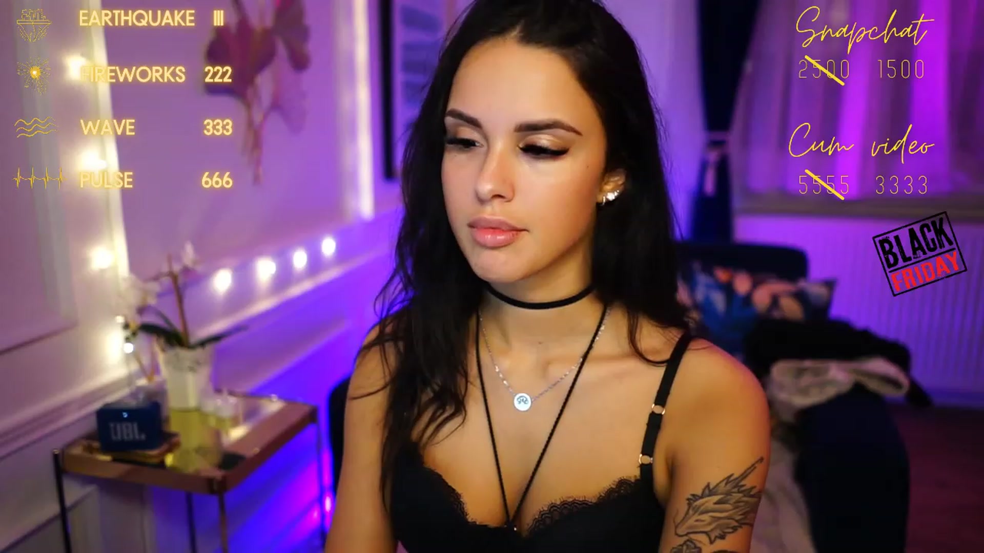 Gallery image thumbnail from cinnabellee's myfreecams stream on, 11/25/2022, 23:54 image 13 of 20