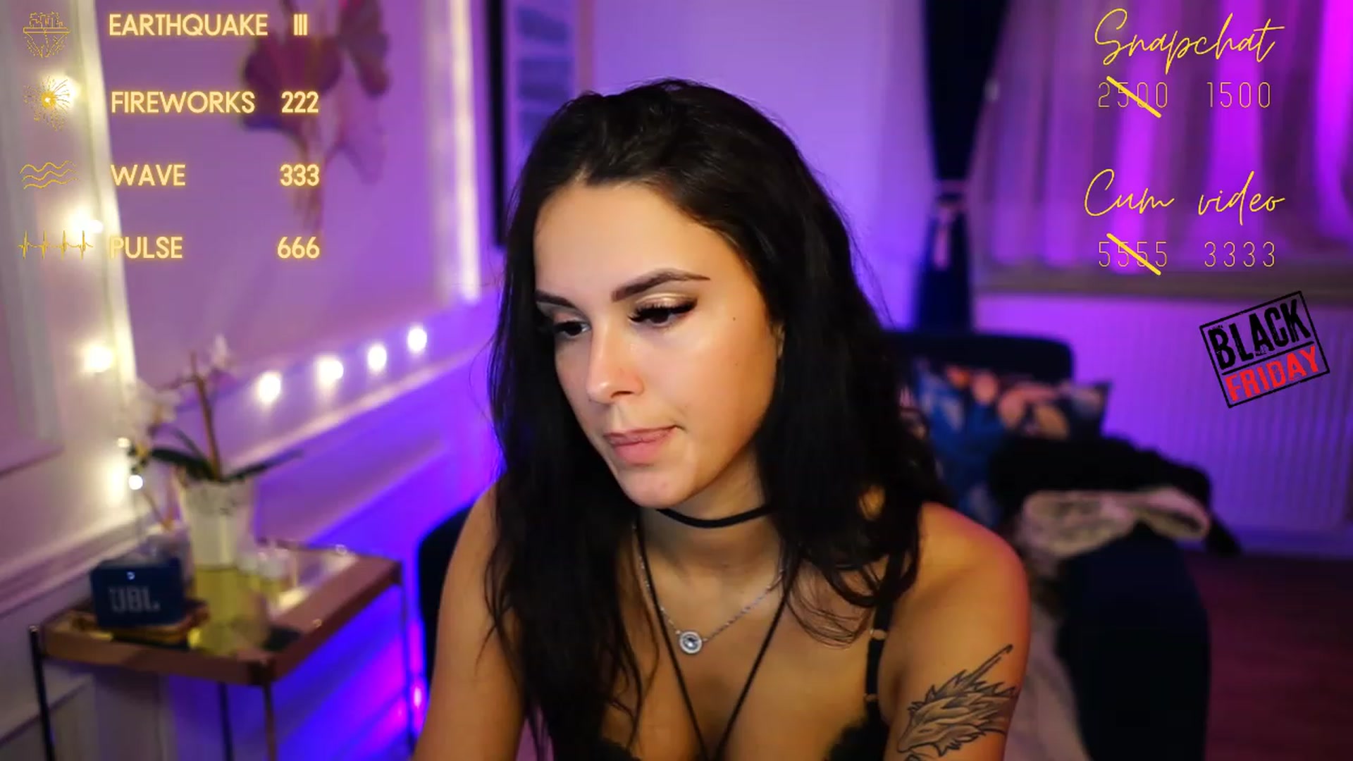 Gallery image thumbnail from cinnabellee's myfreecams stream on, 11/25/2022, 23:54 image 18 of 20