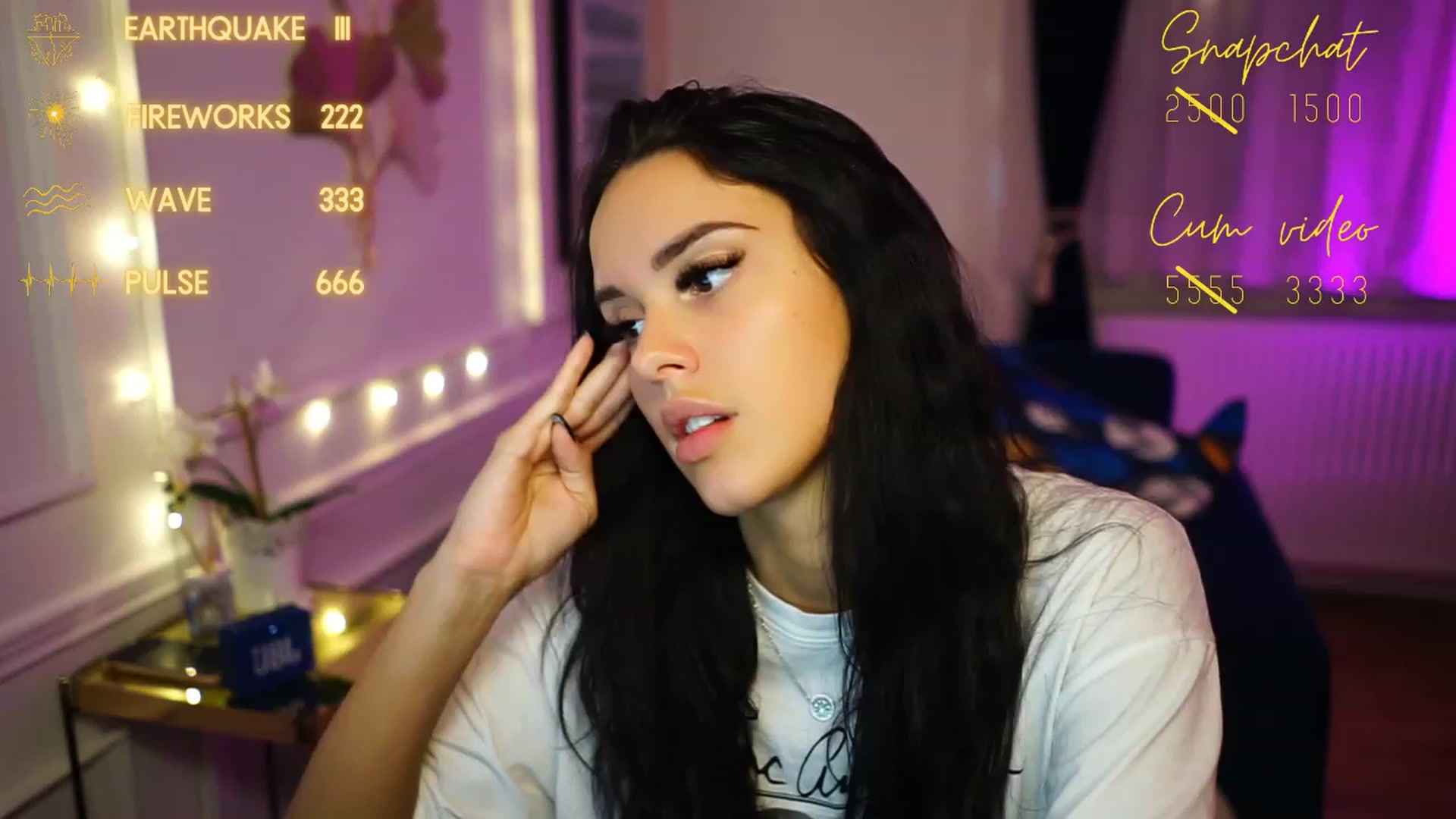 Gallery image thumbnail from cinnabellee's myfreecams stream on, 11/26/2022, 17:34 image 2 of 20
