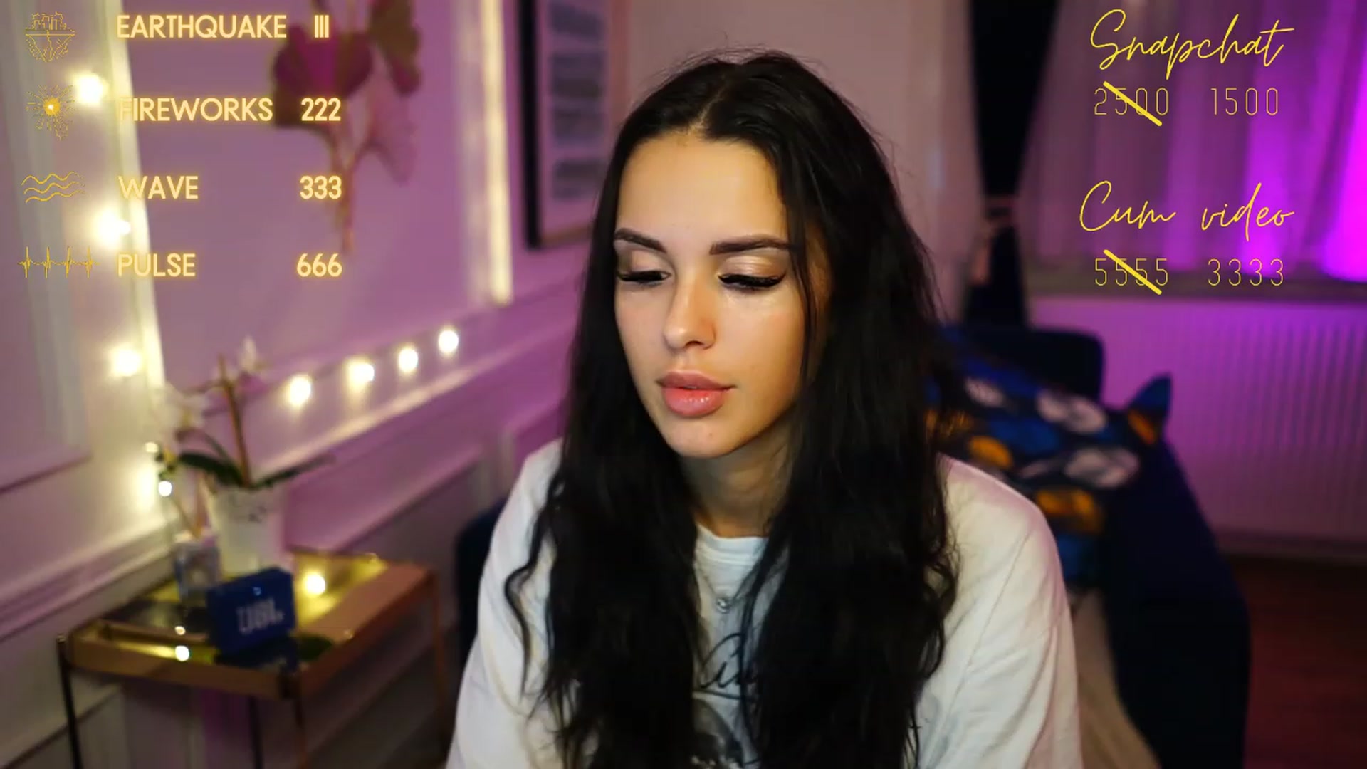 Gallery image thumbnail from cinnabellee's myfreecams stream on, 11/26/2022, 17:34 image 13 of 20