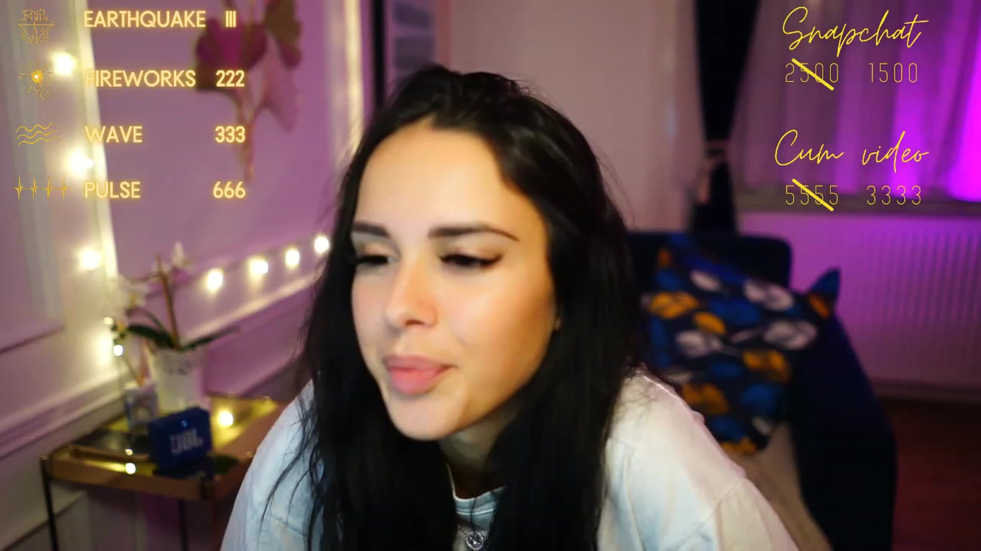 Gallery image thumbnail from cinnabellee's myfreecams stream on, 11/26/2022, 17:34 image 6 of 20