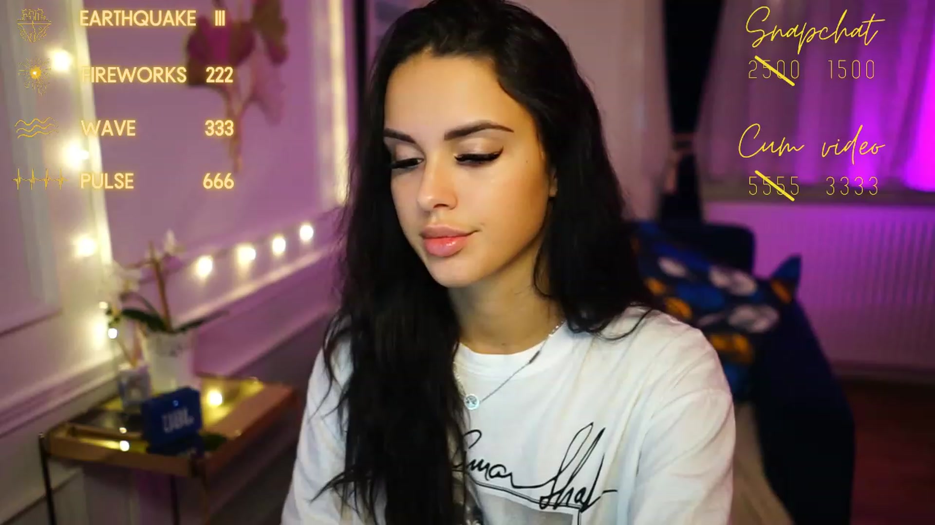 Gallery image thumbnail from cinnabellee's myfreecams stream on, 11/26/2022, 17:34 image 19 of 20