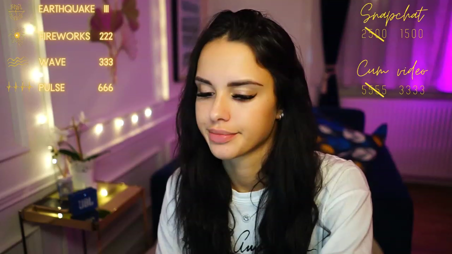 Gallery image thumbnail from cinnabellee's myfreecams stream on, 11/26/2022, 17:34 image 4 of 20