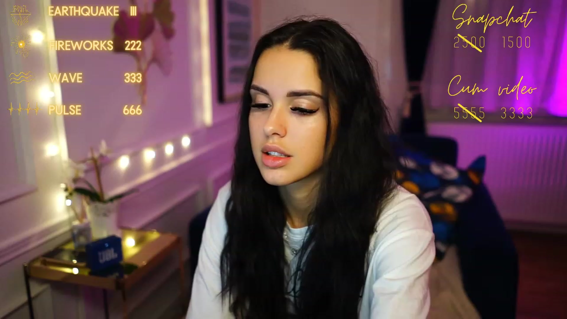 Gallery image thumbnail from cinnabellee's myfreecams stream on, 11/26/2022, 17:34 image 14 of 20