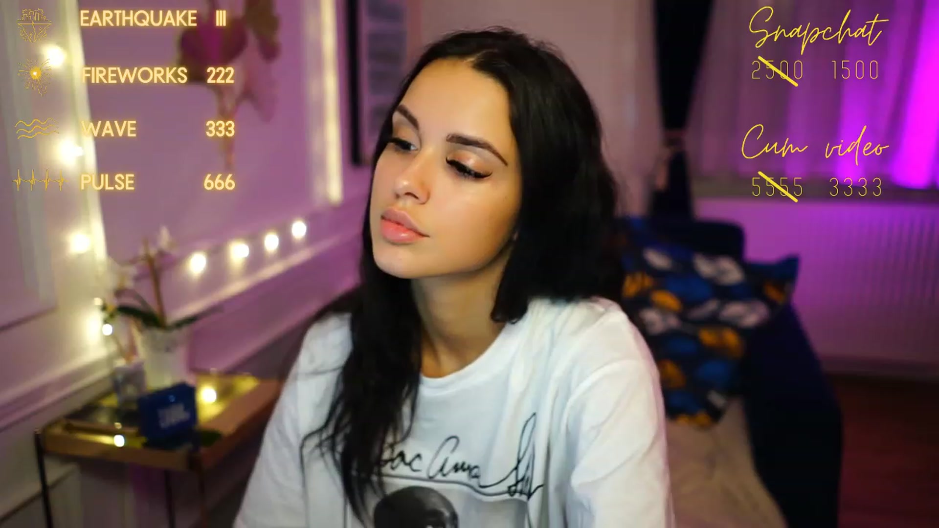 Gallery image thumbnail from cinnabellee's myfreecams stream on, 11/26/2022, 19:12 image 18 of 20